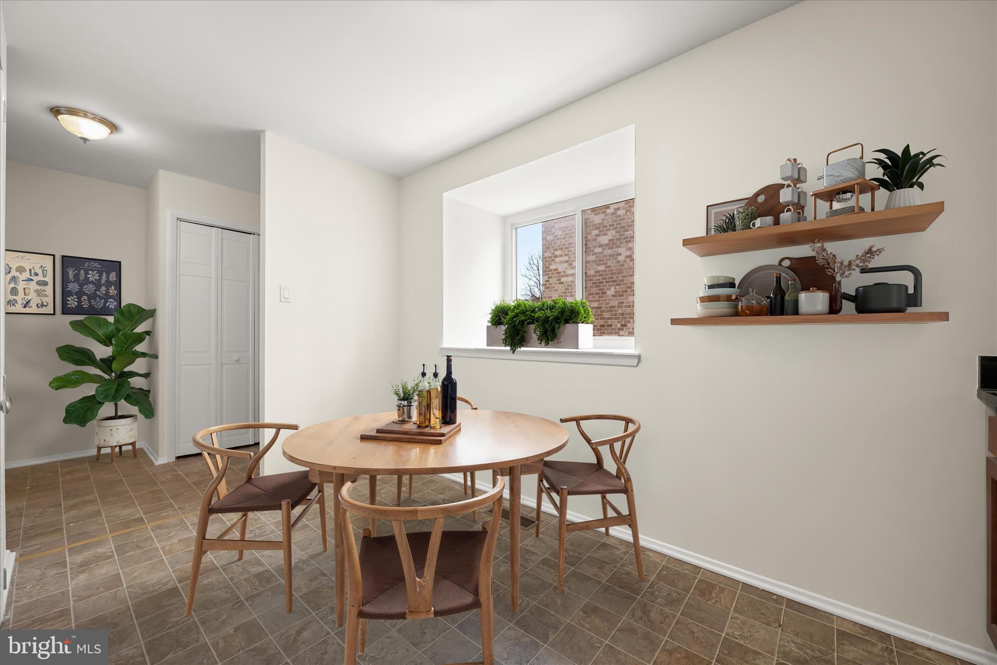 VILLAGE OF OWEN BROWN - Residential