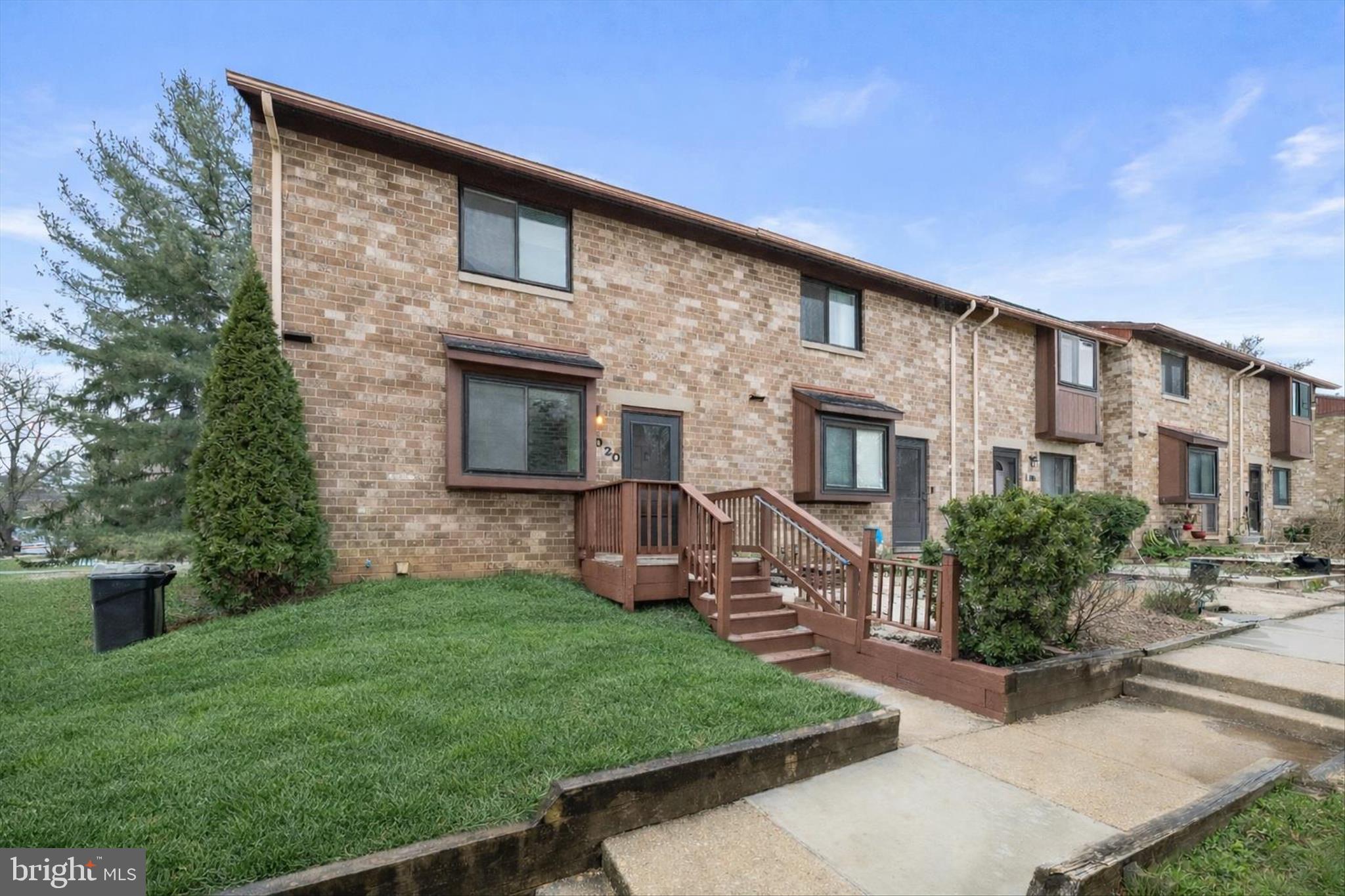 VILLAGE OF OWEN BROWN - Residential