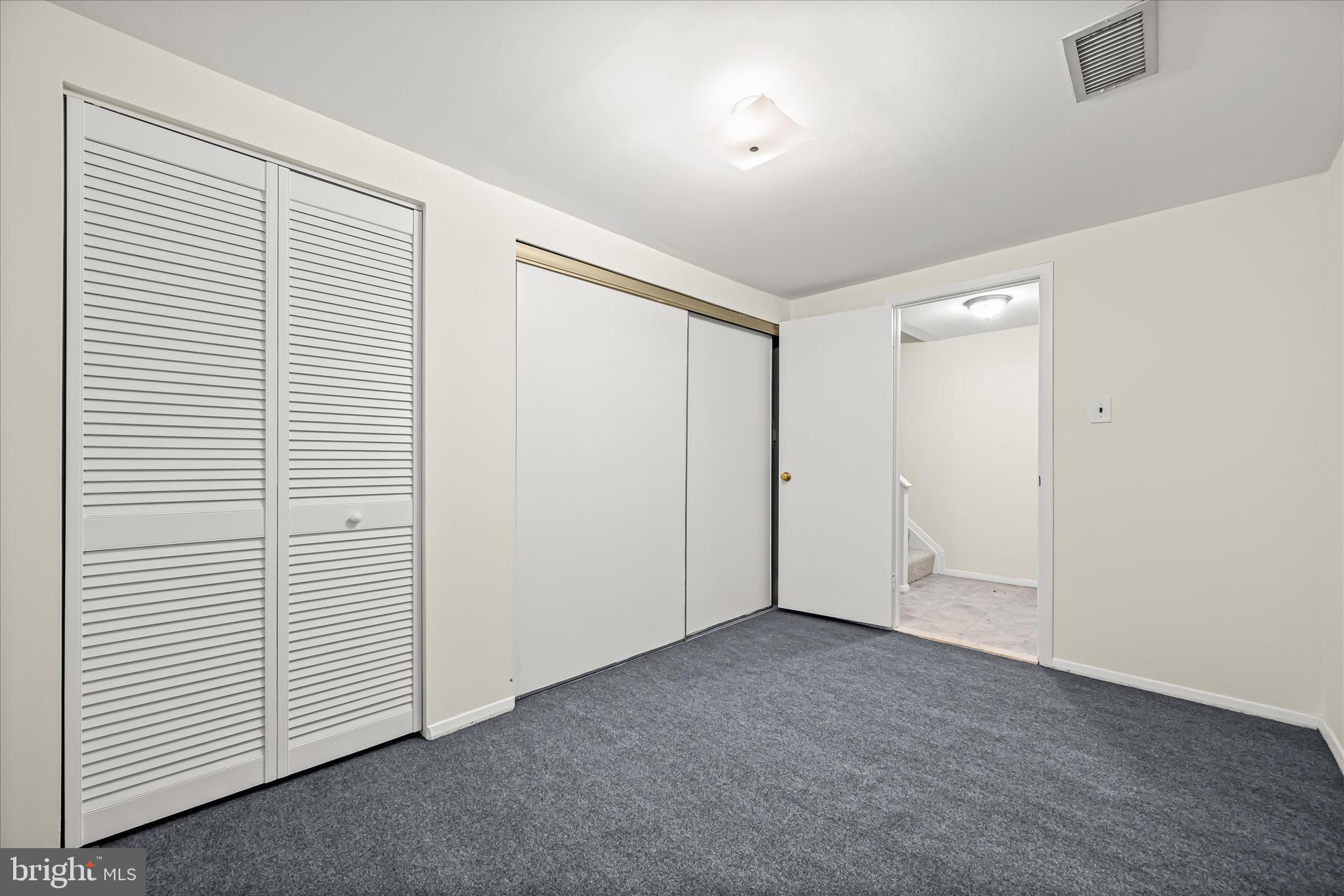 VILLAGE OF OWEN BROWN - Residential