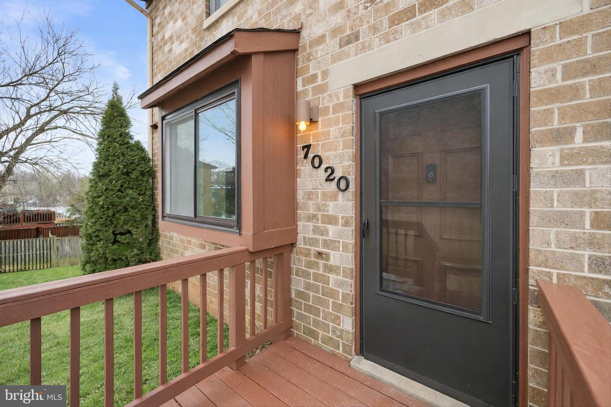 7020 KNIGHTHOOD LANE SW