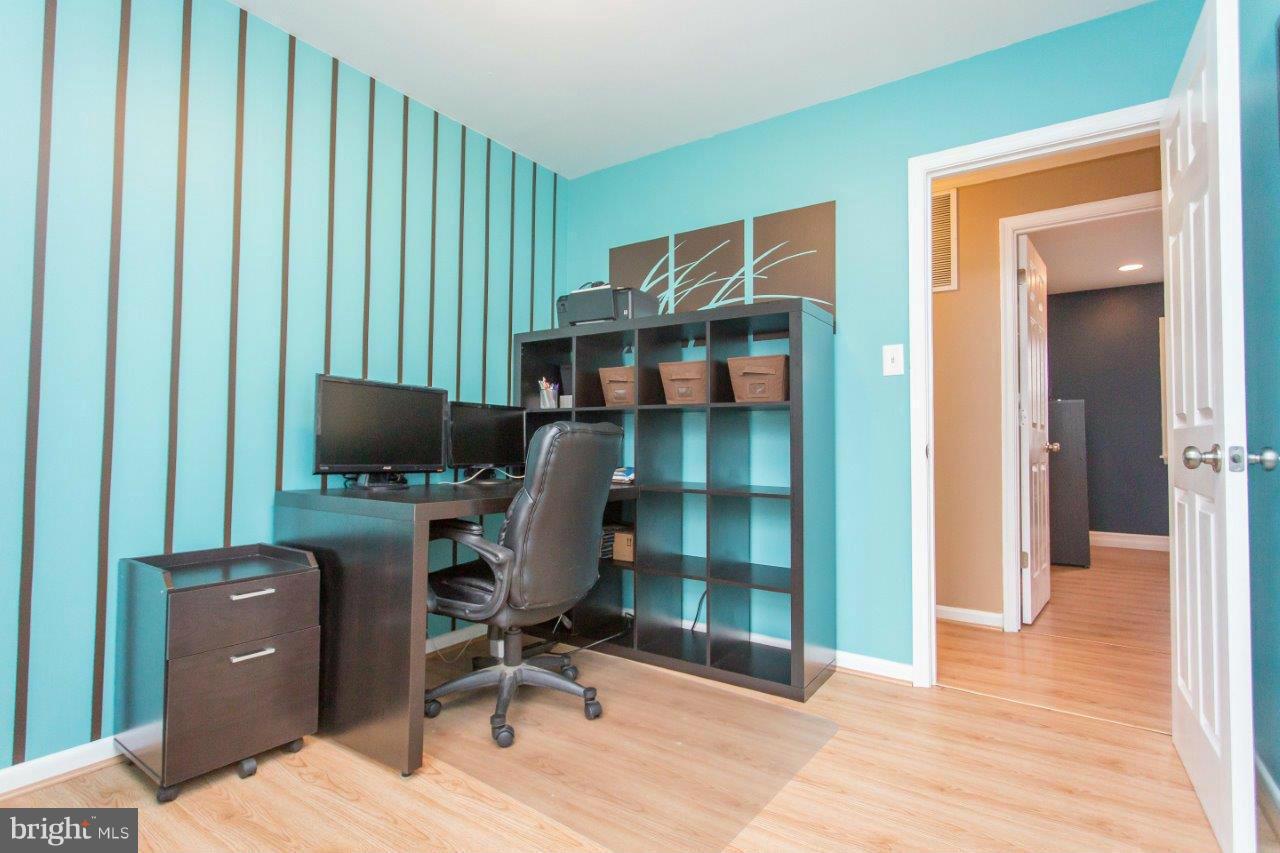 POINT OF WOODS - Residential