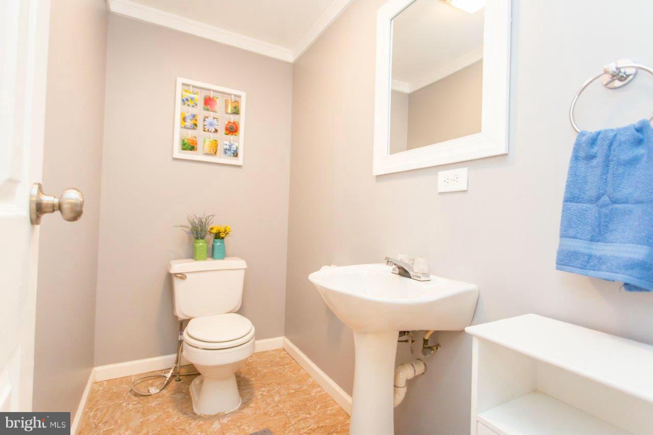 POINT OF WOODS - Residential