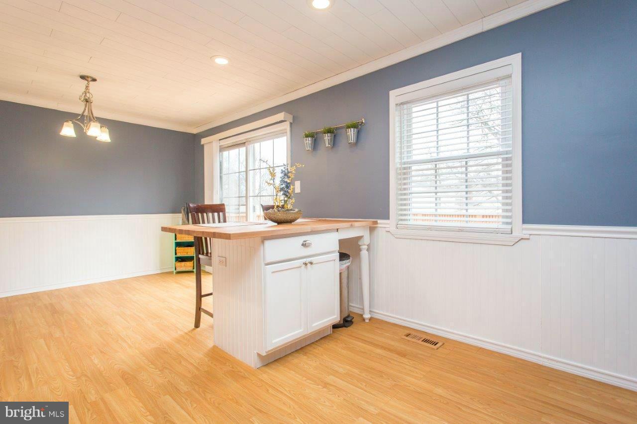 POINT OF WOODS - Residential