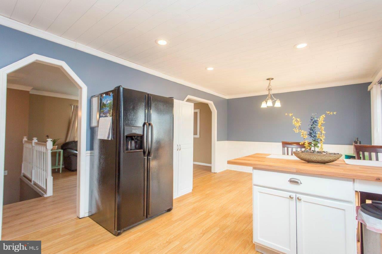 POINT OF WOODS - Residential