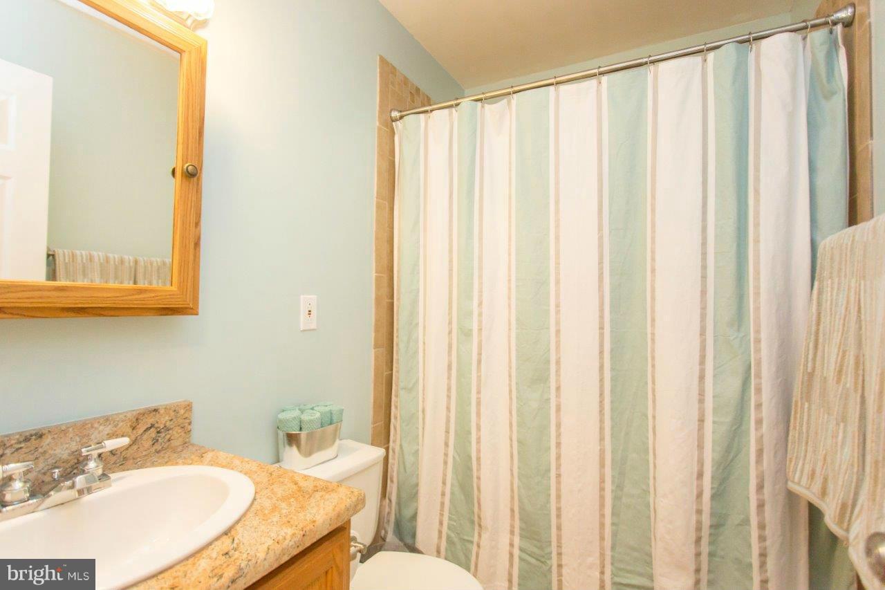 POINT OF WOODS - Residential