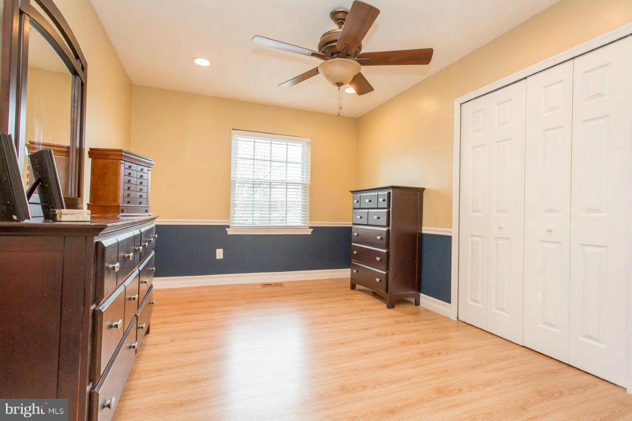 POINT OF WOODS - Residential