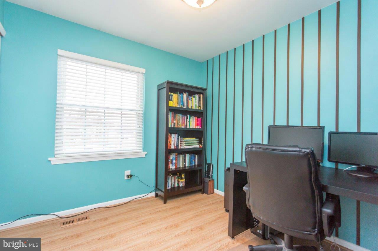 POINT OF WOODS - Residential