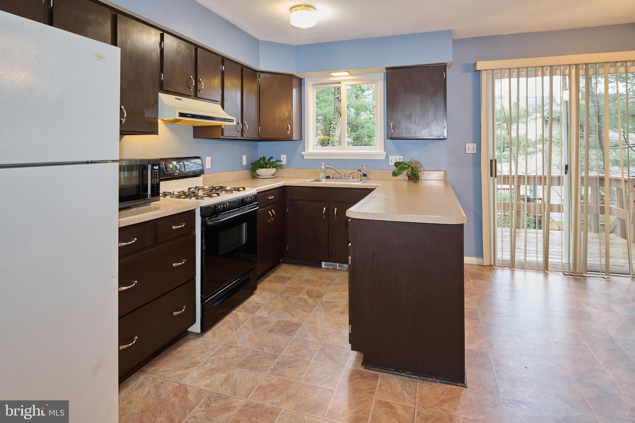 GREENWOOD TOWNHOUSES - Residential