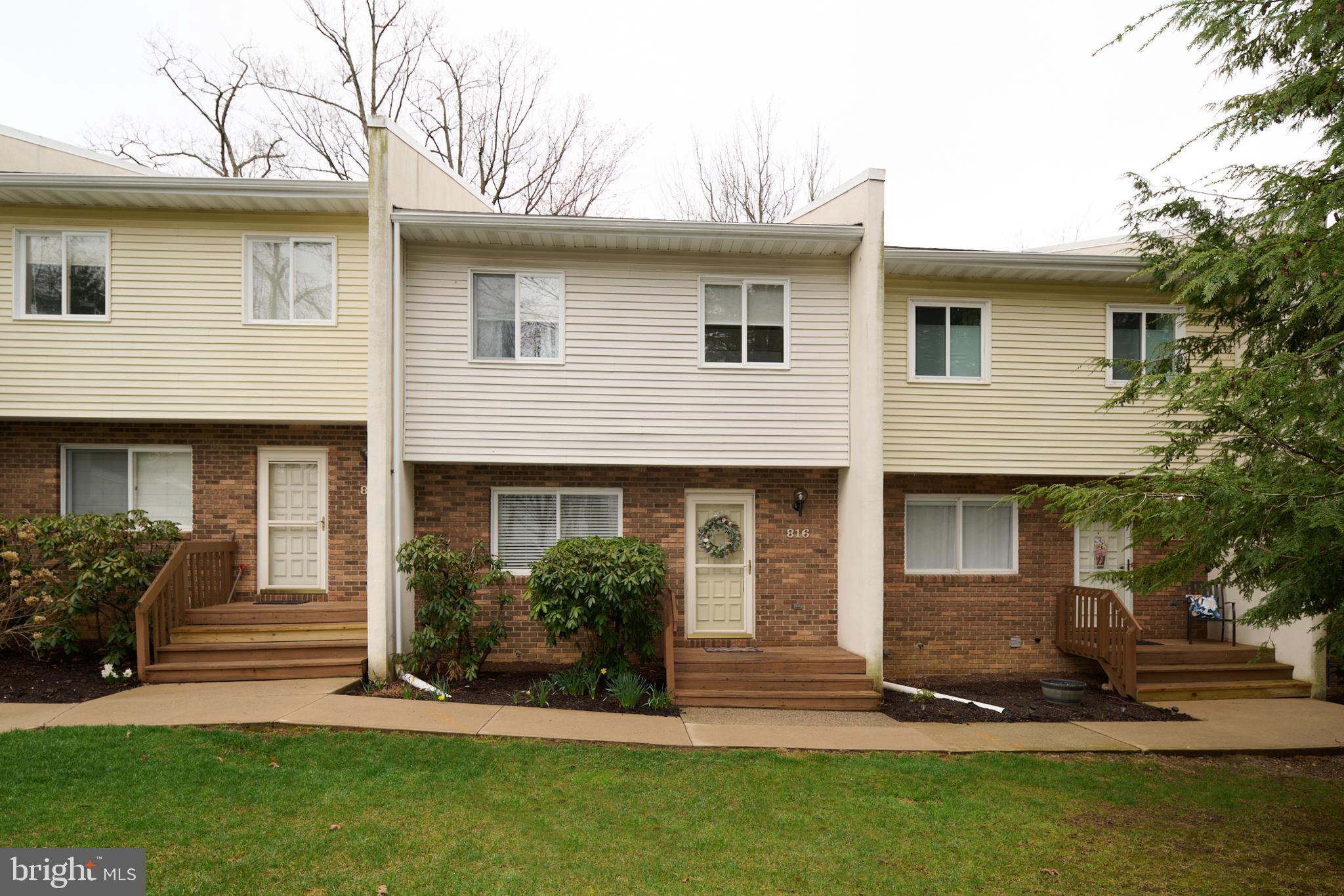 This nice 3 bedroom condominium has central air, natural gas heat, 2 full and 1 half bathrooms, a detached one car garage, and is in the Greenwood Townhomes community which is a great location on the North side of town. The unfinished basement is perfect for all your storage needs. The monthly association fee of $265 includes exterior/common area maintenance (including roofs and with the association planning to stain decks this summer), grounds care (snow/mow), trash, and common area insurance. Note that this community does not permit rentals.