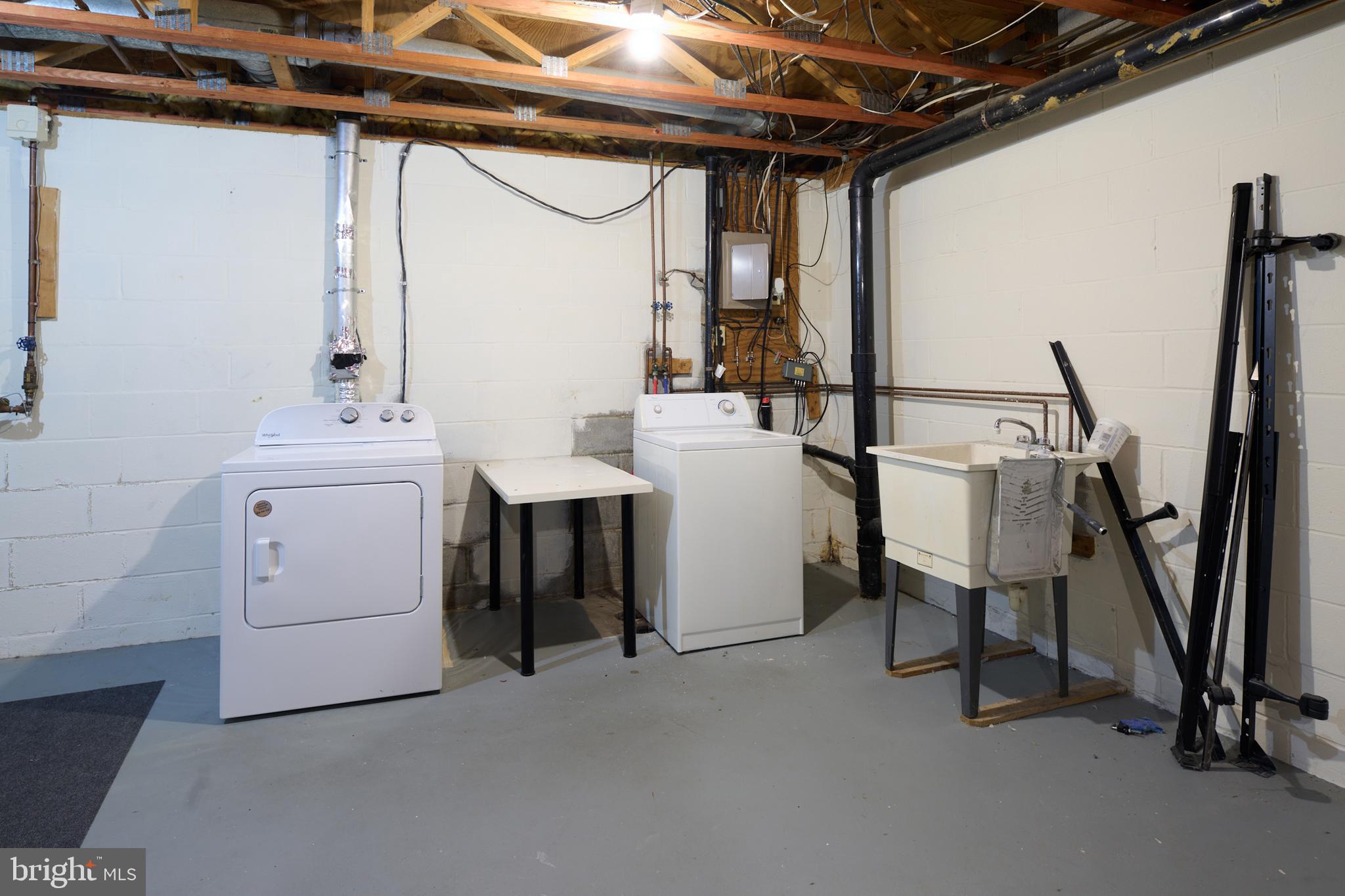 GREENWOOD TOWNHOUSES - Residential