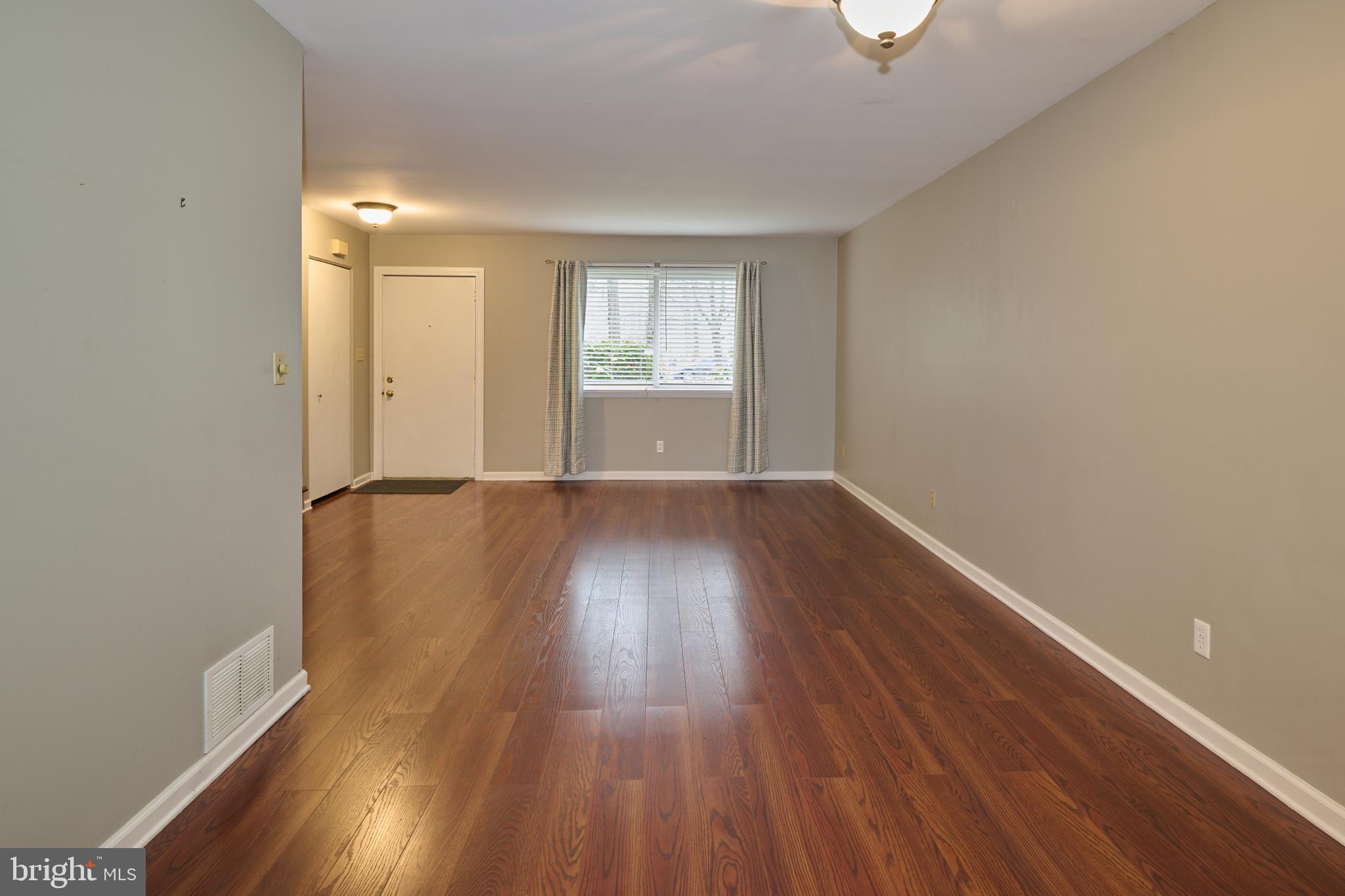 GREENWOOD TOWNHOUSES - Residential