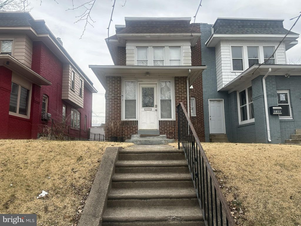 Photo of 1613 Edgmont Avenue, CHESTER, PA 19013 (MLS # PADE2109540)