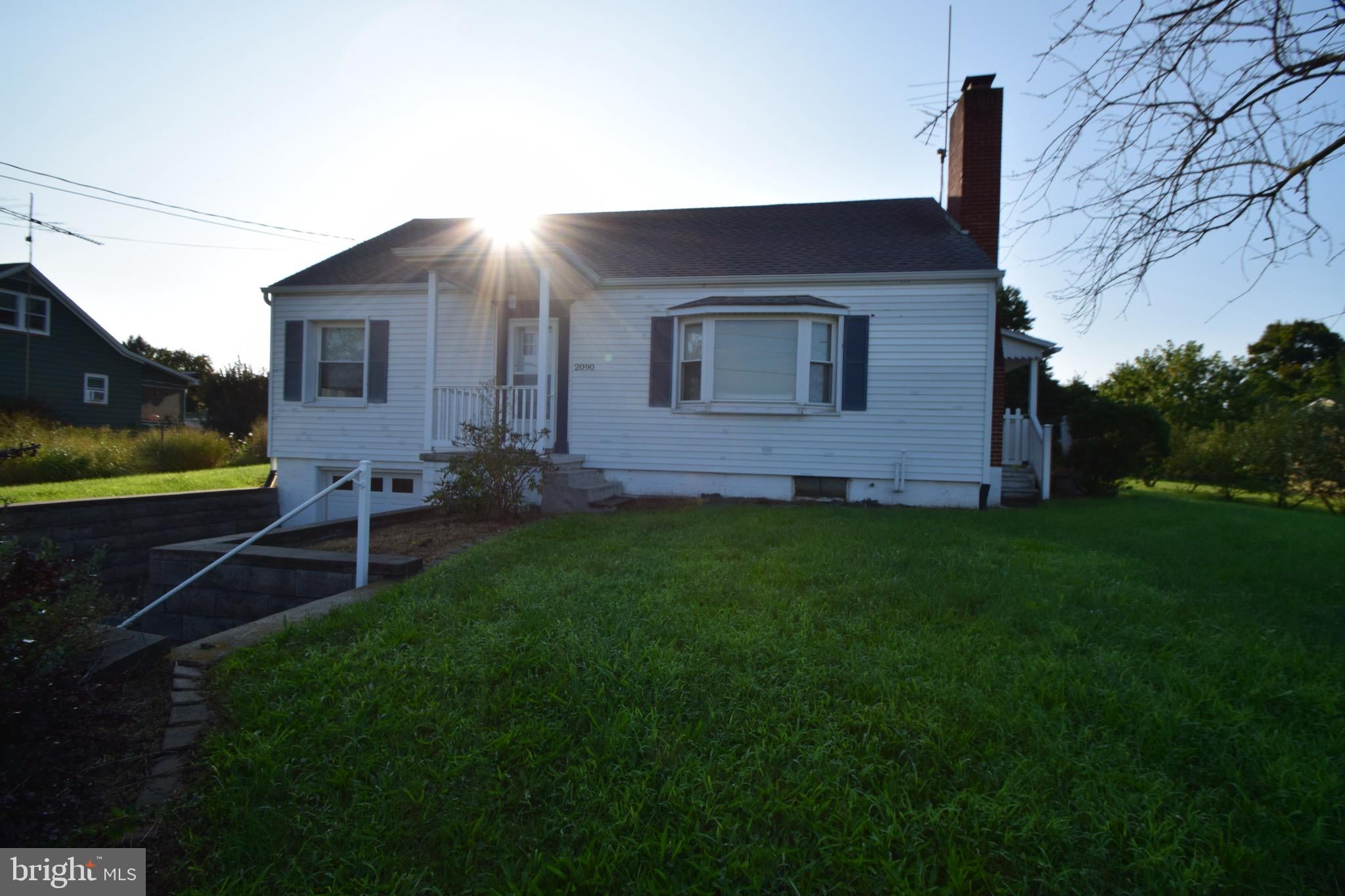 2090 WARM SPRING ROAD