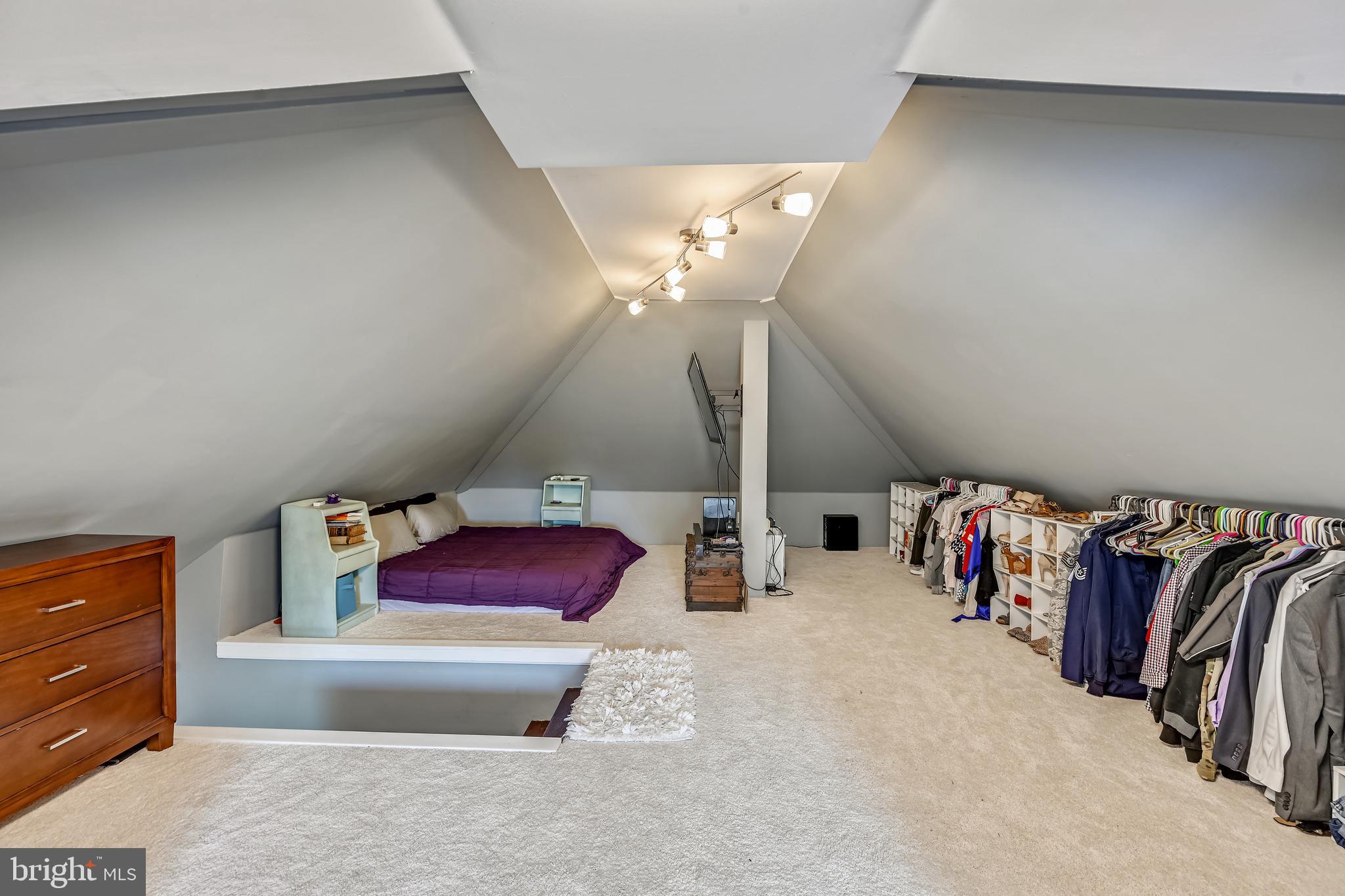 BROOKLYN PARK - Residential