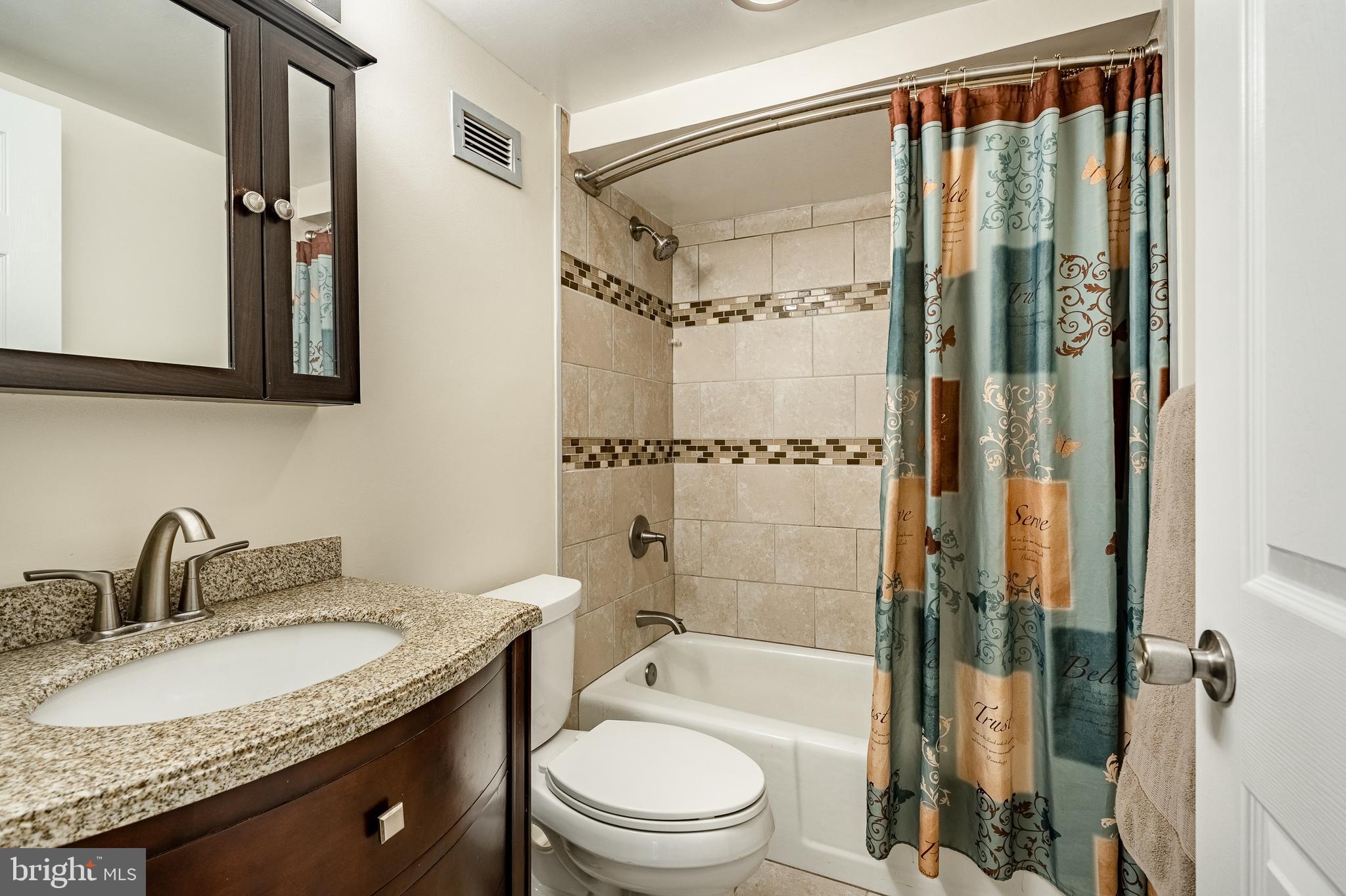 VALLEY FORGE TOWER - Residential