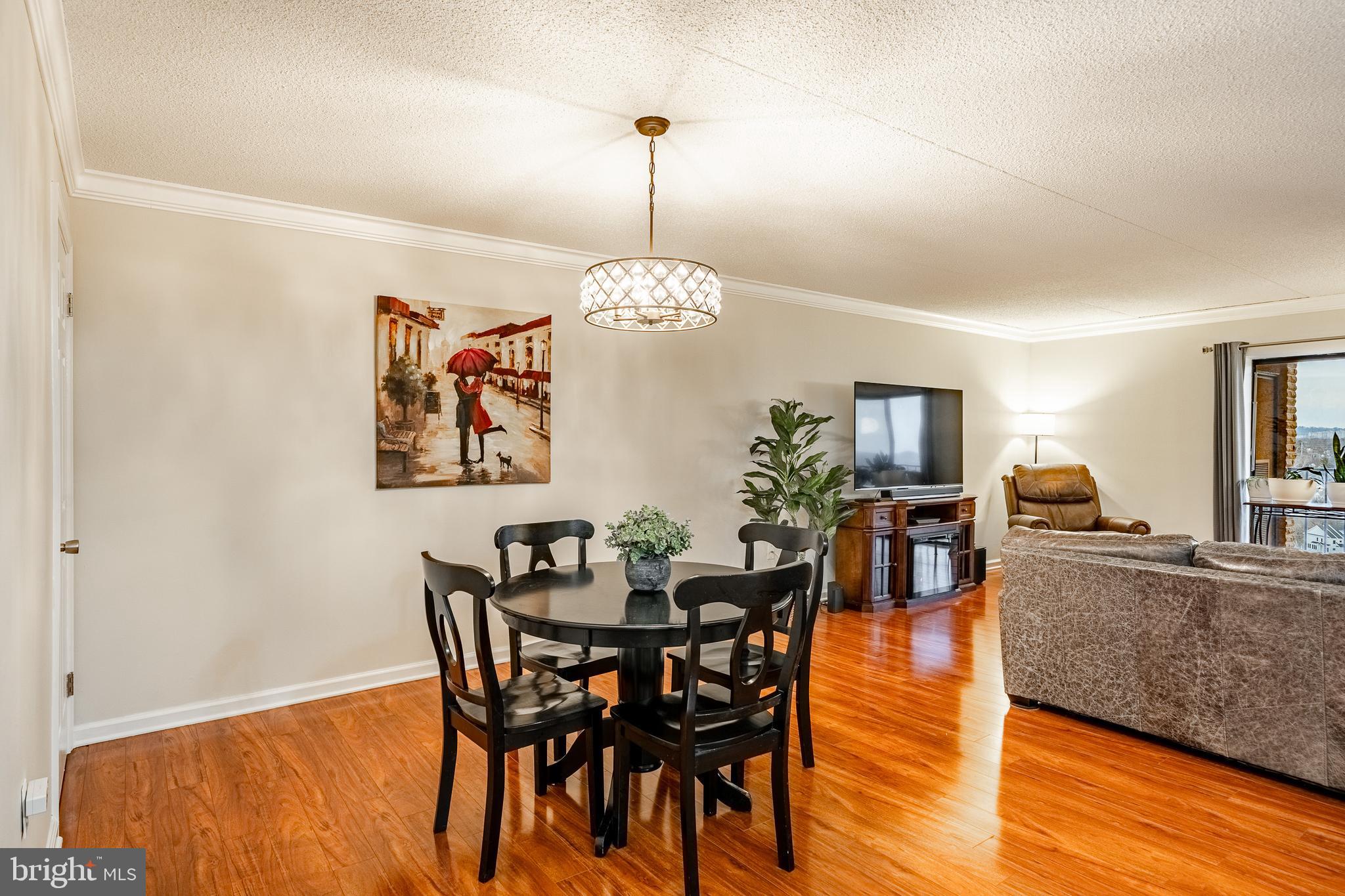 VALLEY FORGE TOWER - Residential