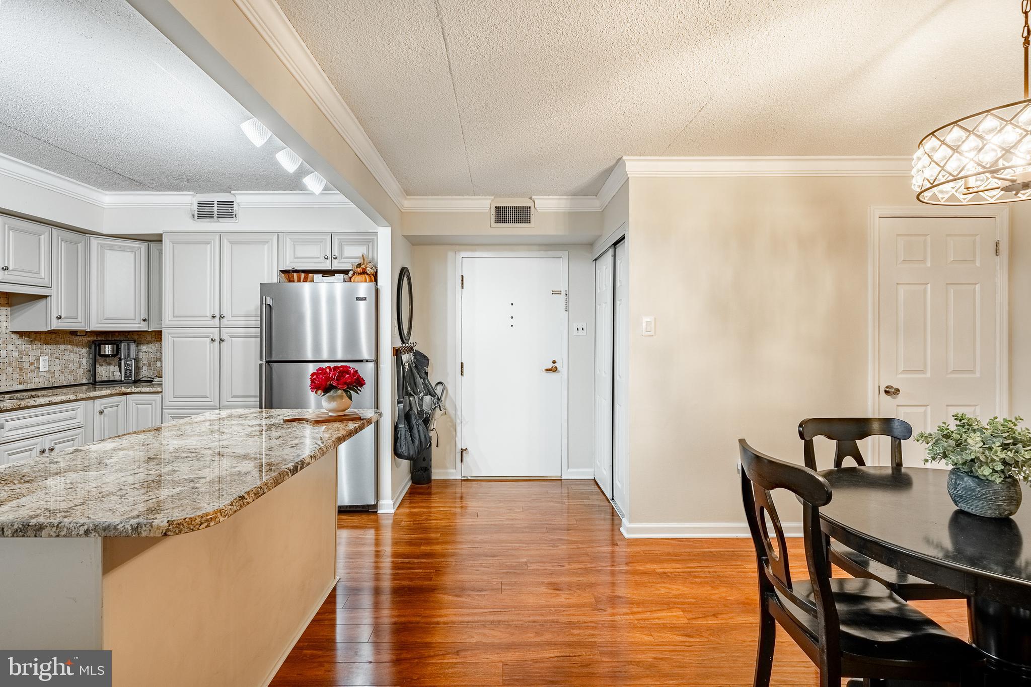 VALLEY FORGE TOWER - Residential