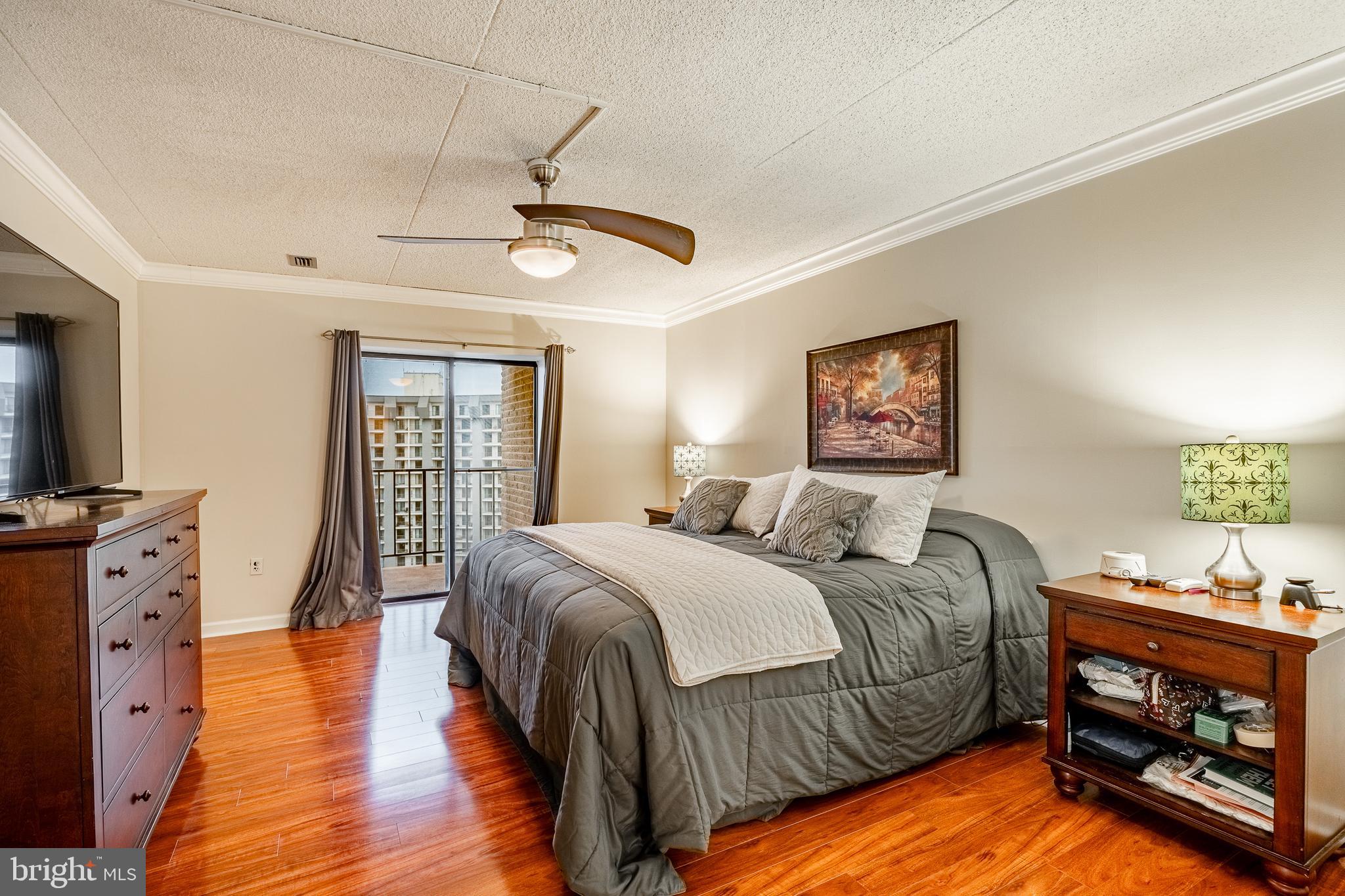 VALLEY FORGE TOWER - Residential