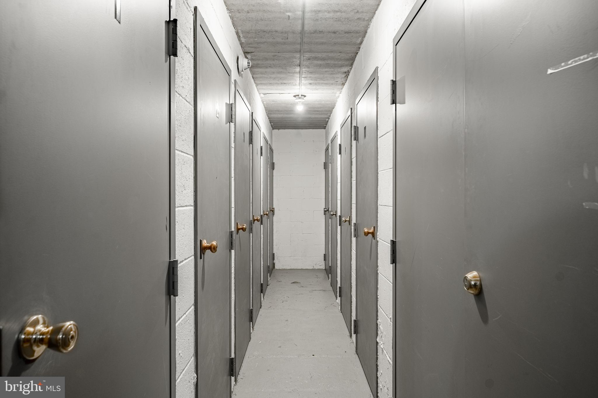 VALLEY FORGE TOWER - Residential