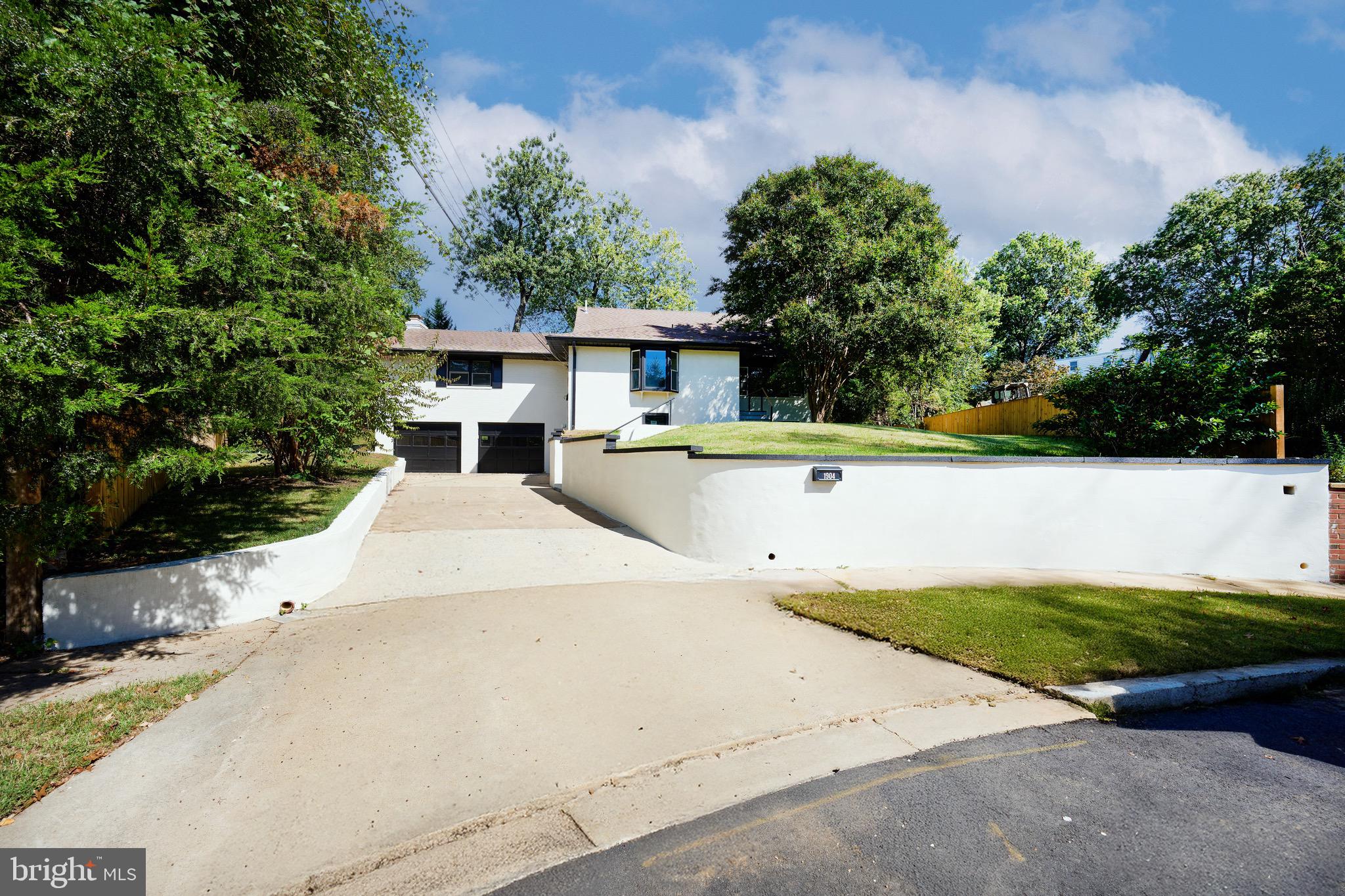 1904 LAMSON PLACE