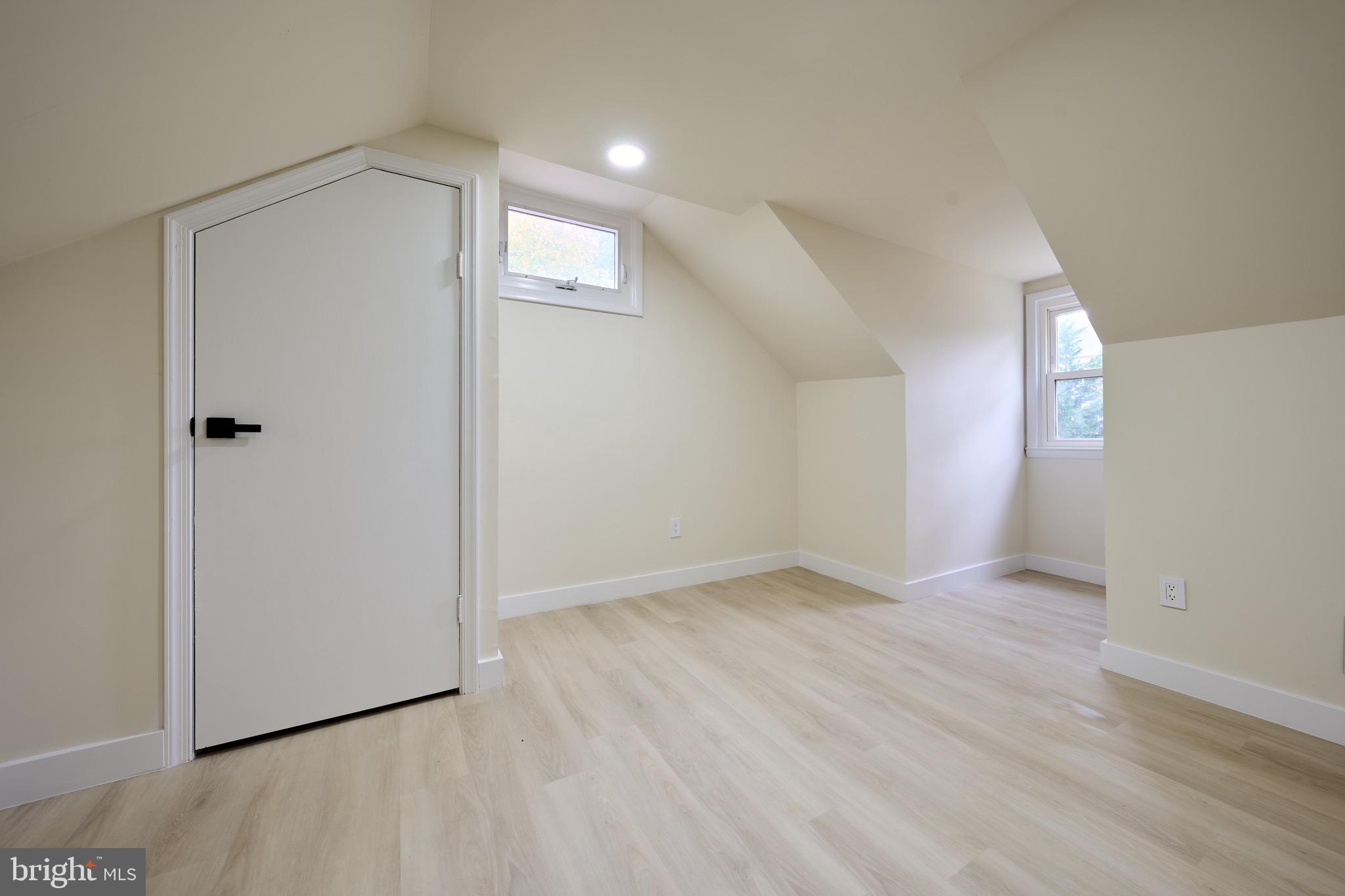 KENT GARDENS - Residential