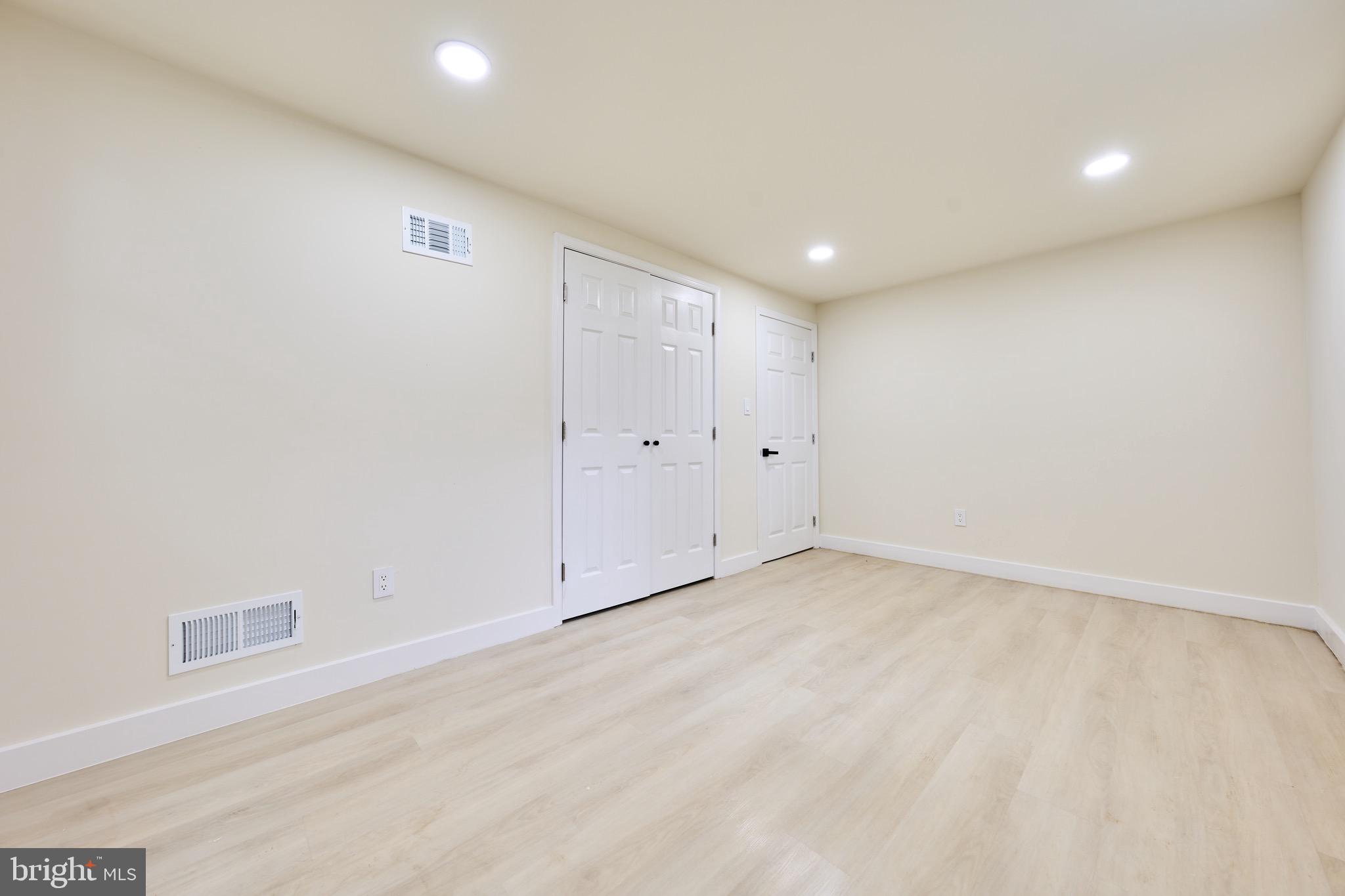 KENT GARDENS - Residential