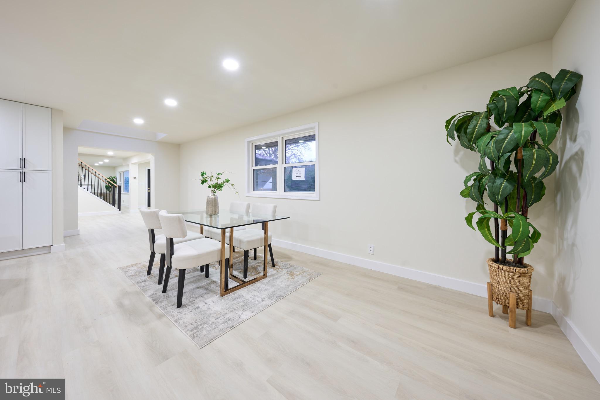 KENT GARDENS - Residential