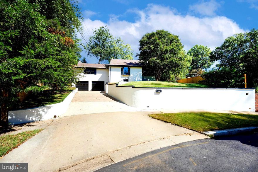 🏡This exceptional 3-level home features a fully finished walkout basement with its own private ground-level entrance conveniently located next to the garage—offering outstanding rental income potential, in-law suite options, or private guest quarters!

Fully Renovated Home in McLean’s Premier School District! No HOA
This stunning home has been completely reimagined with a brand-new open-concept layout and top-to-bottom luxury renovations. Sitting on over a third of an acre in a quiet cul-de-sac, this property perfectly blends elegance, comfort, and functionality.
Inside, you’ll find a newly added main-level primary suite featuring a spacious walk-in closet and a luxurious en-suite bathroom. The main level also offers a brand-new designer powder room, a modern gourmet kitchen with all-new luxury cabinets, quartz countertops, high-end appliances, and stylish recessed lighting throughout. The new wide-plank luxury vinyl flooring flows seamlessly across every level, complemented by fresh paint, new doors, and elegant custom handrails inside and out.
Upstairs, there are two spacious bedrooms with a beautifully updated shared full bathroom. The fully finished basement adds even more versatility with two bedrooms, one full bath, and an extra room ideal for an office or recreation area—each bedroom featuring its own closet and window. The basement also includes a large wet bar with sink and cabinetry, perfect for entertaining, plus a second laundry area for added convenience (the first laundry is on the main level).
Additional Highlights:
• Oversized two-car garage with extra storage
• All-new plumbing and electrical systems
• Fresh exterior with new stucco, vinyl siding, and paint
• New slate patio with outdoor fireplace & large backyard shed
• Roof replaced in 2024 with lifetime transferable warranty
• All renovations completed in 2025
Located in the heart of McLean and minutes from shopping, dining, and major commuter routes, this home is served by the award-winning Kent Gardens Elementary, Longfellow Middle, and McLean High School pyramid.
✨ Every inch of this home is brand new and move-in ready. Experience the perfect blend of modern design and timeless craftsmanship—your dream home awaits!