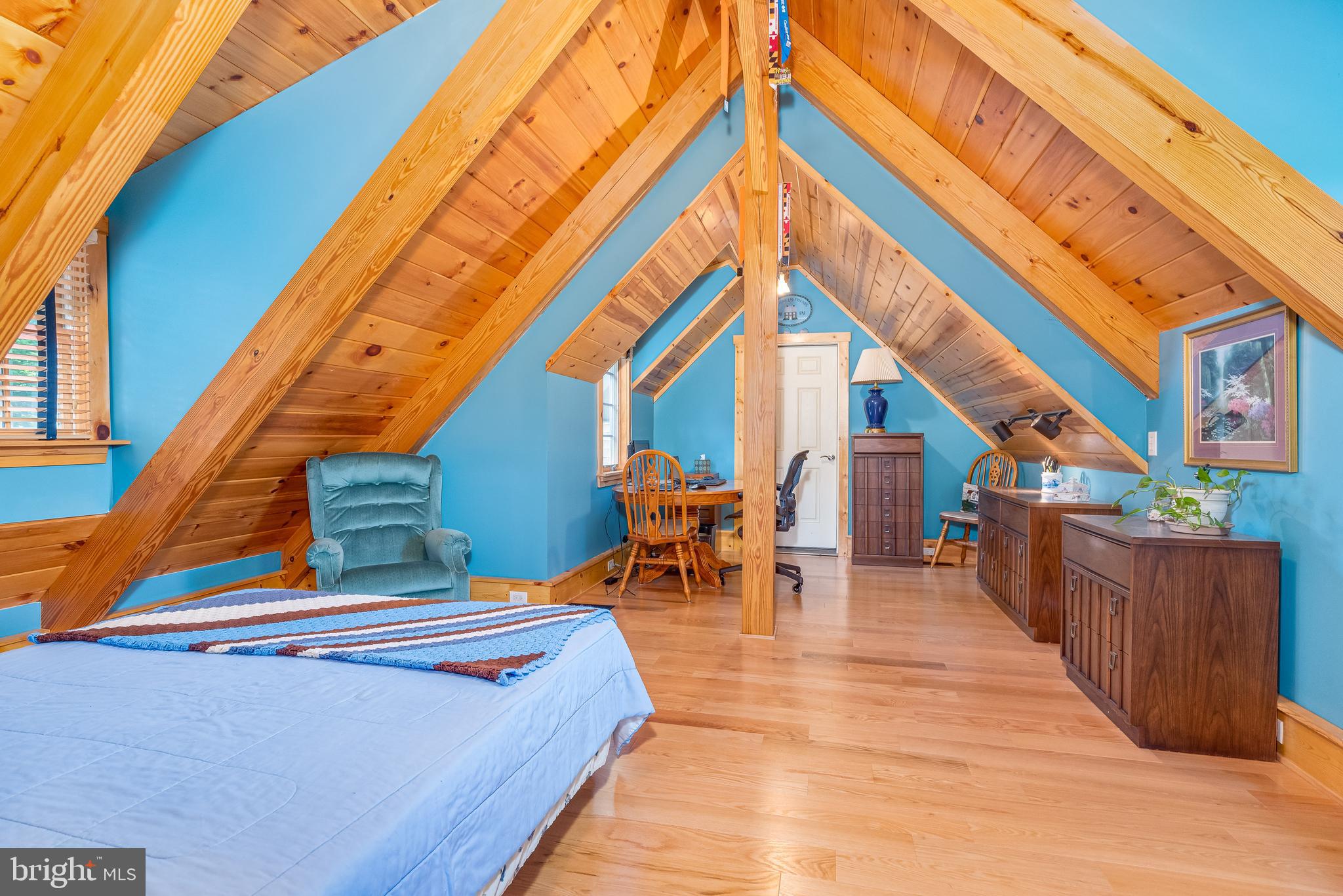 NORTH HILLS - Residential