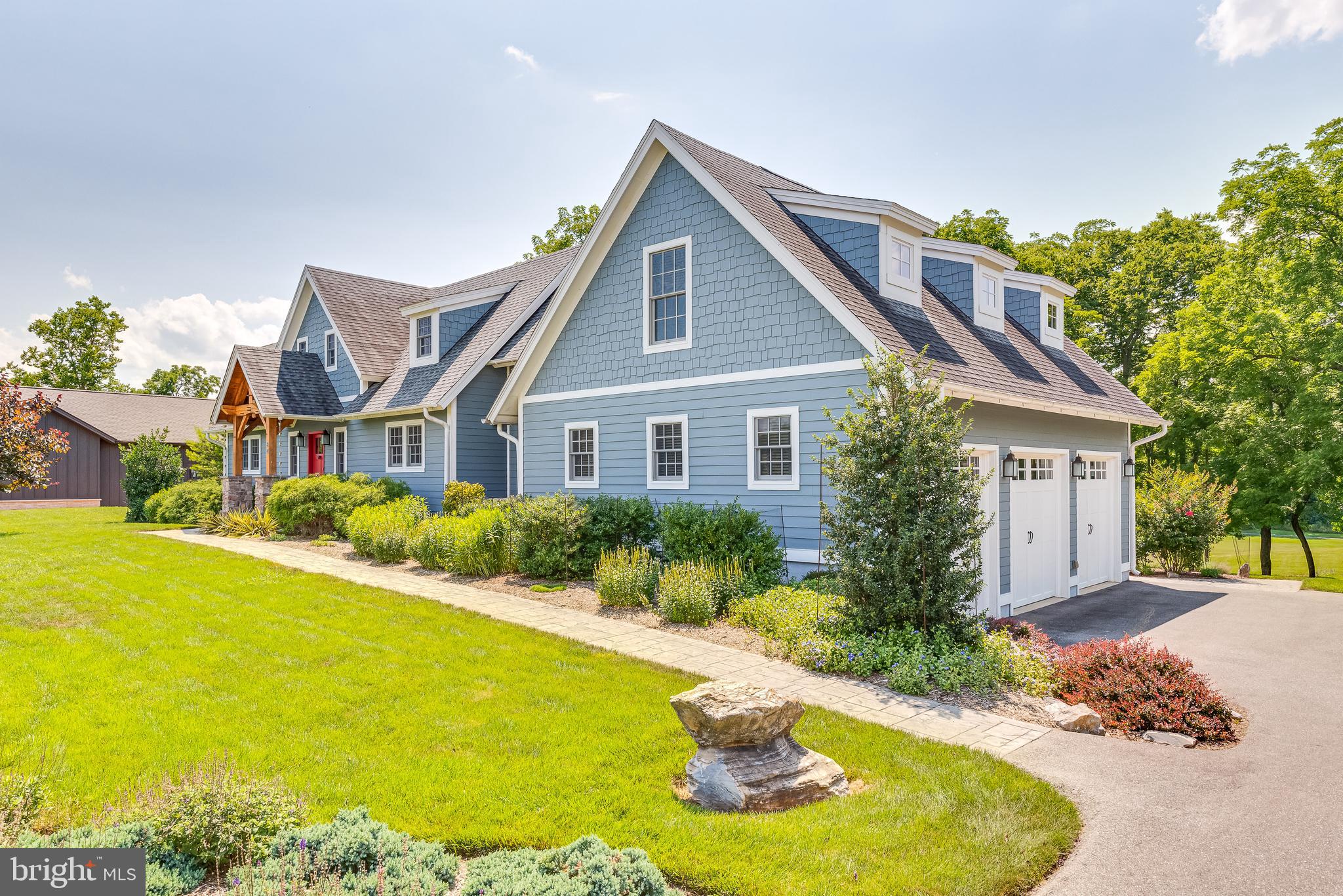 NORTH HILLS - Residential