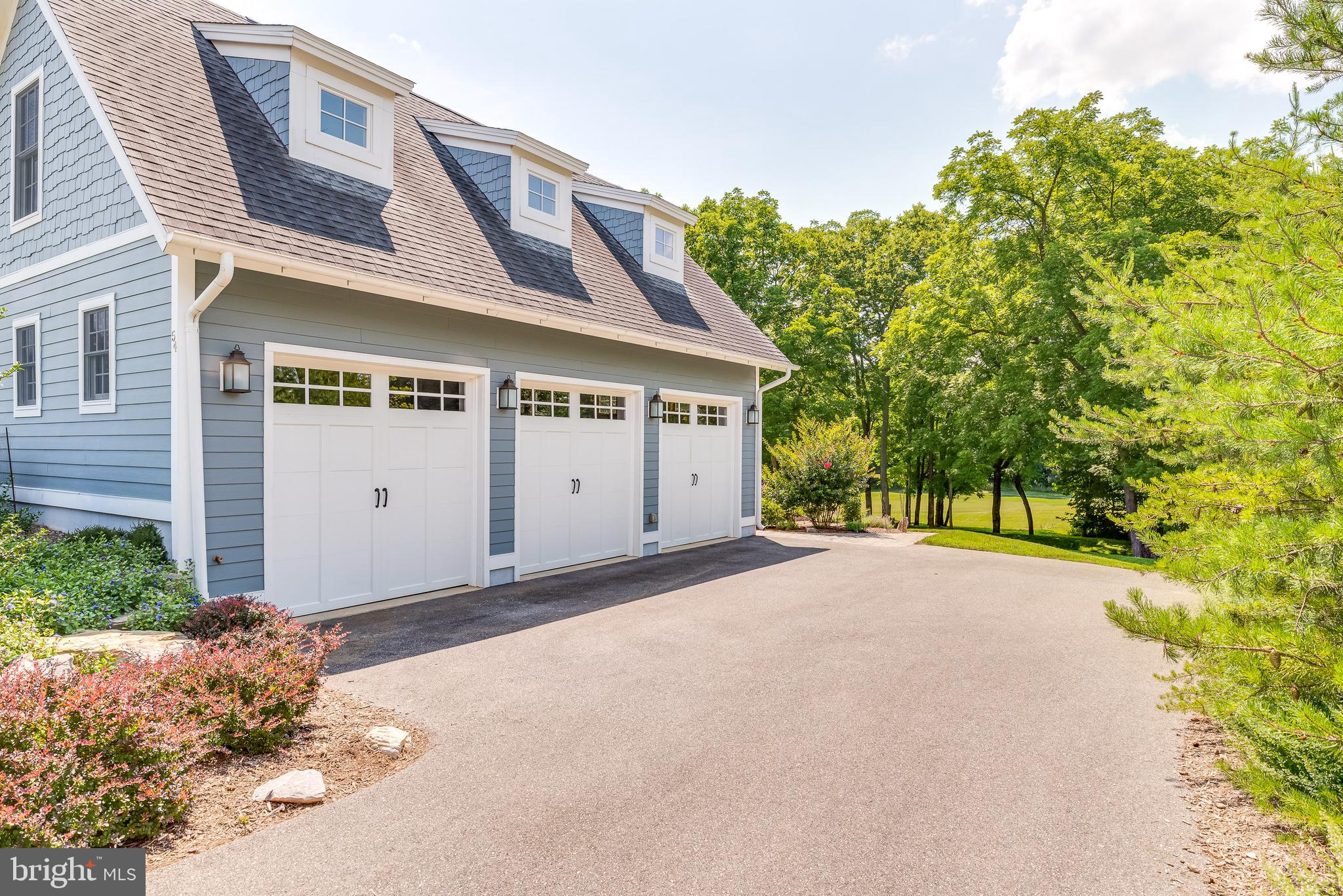 NORTH HILLS - Residential