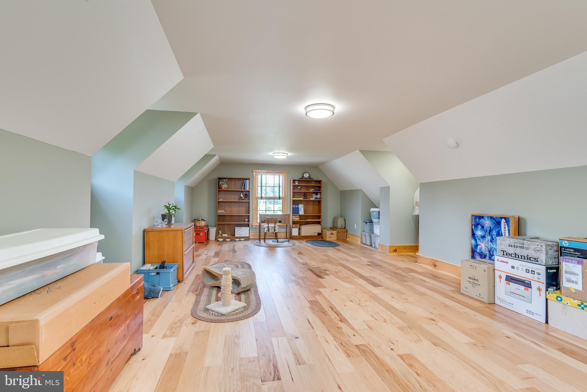 NORTH HILLS - Residential