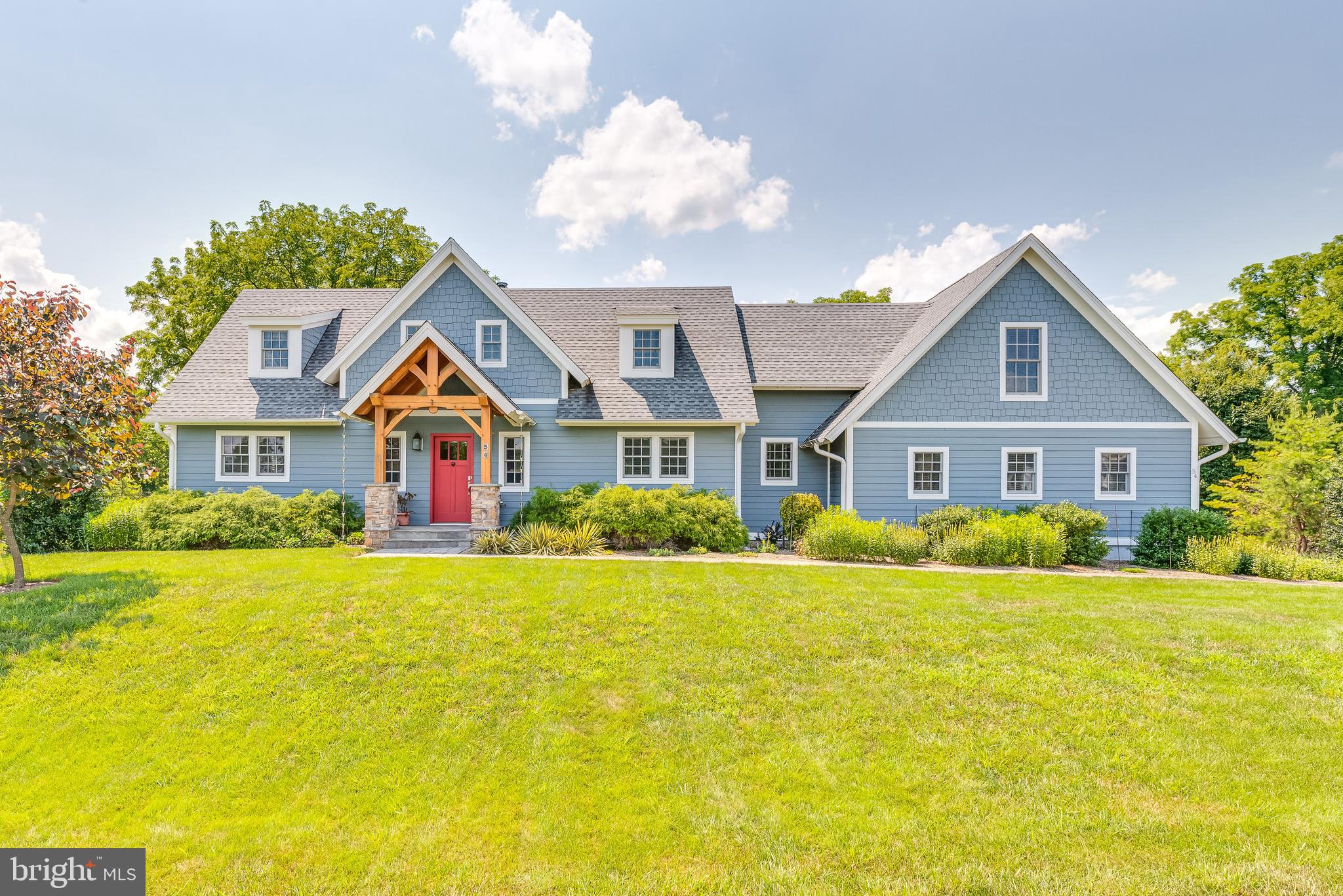 NORTH HILLS - Residential