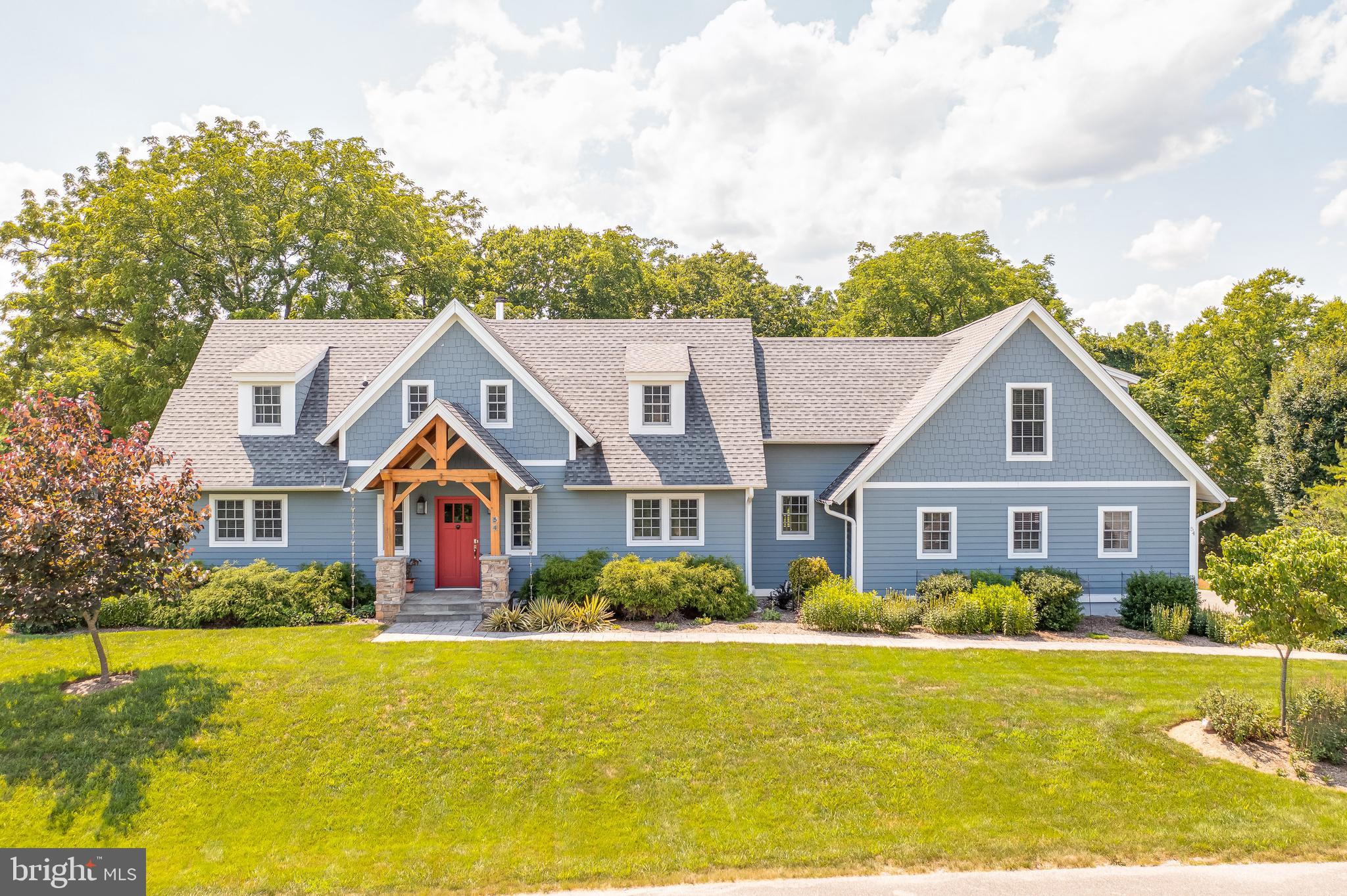 NORTH HILLS - Residential