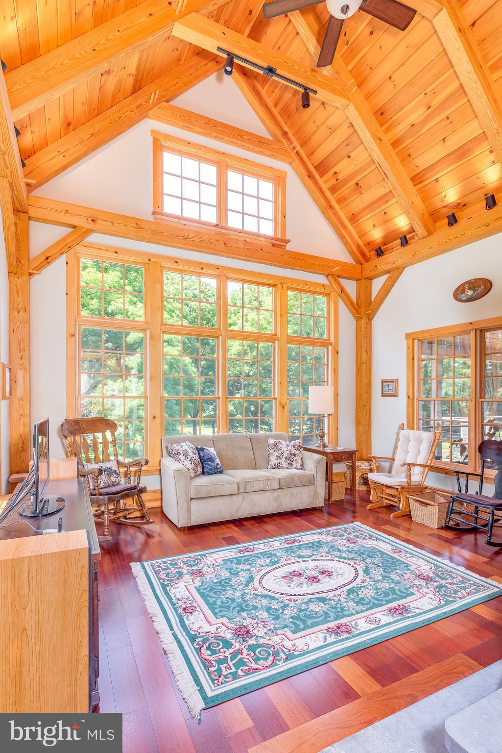 NORTH HILLS - Residential