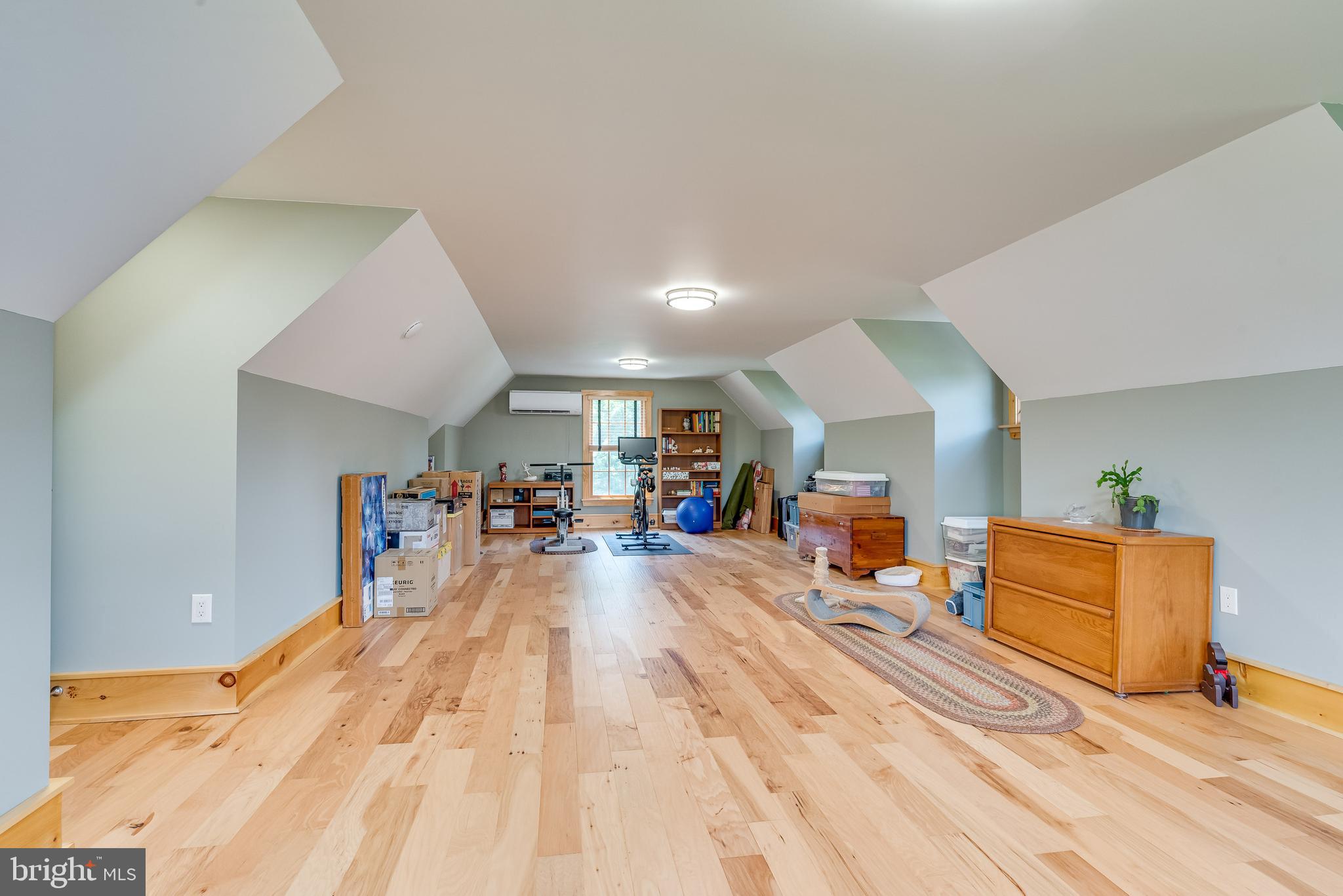 NORTH HILLS - Residential