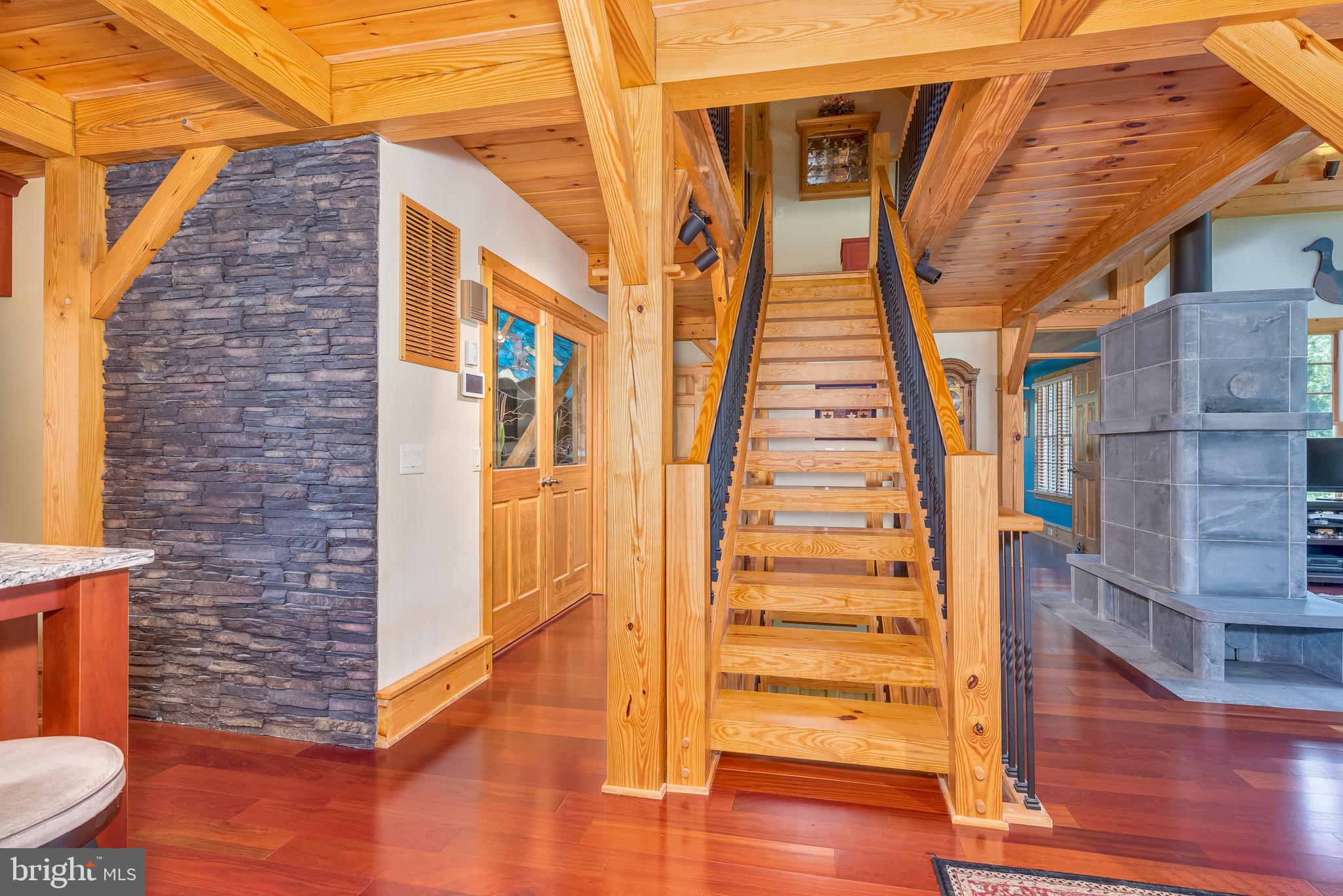 NORTH HILLS - Residential