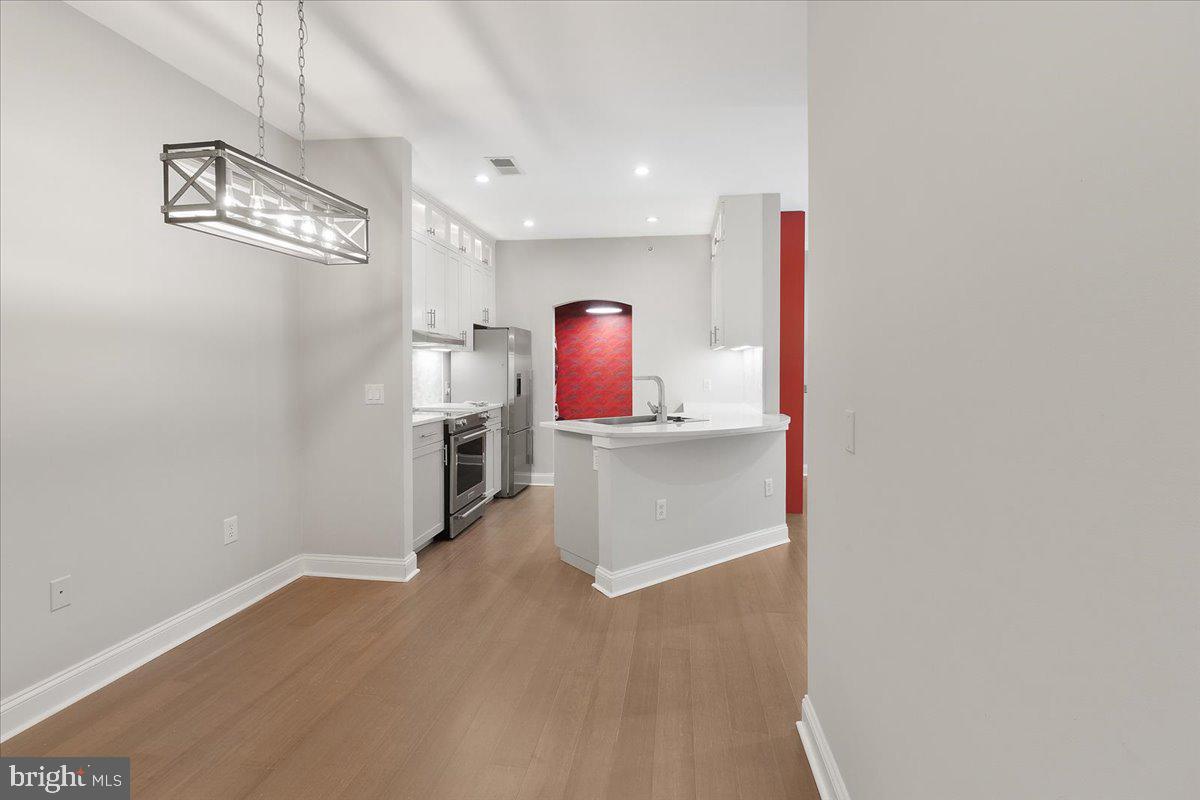 WALKER SQUARE CONDOS - Residential Lease