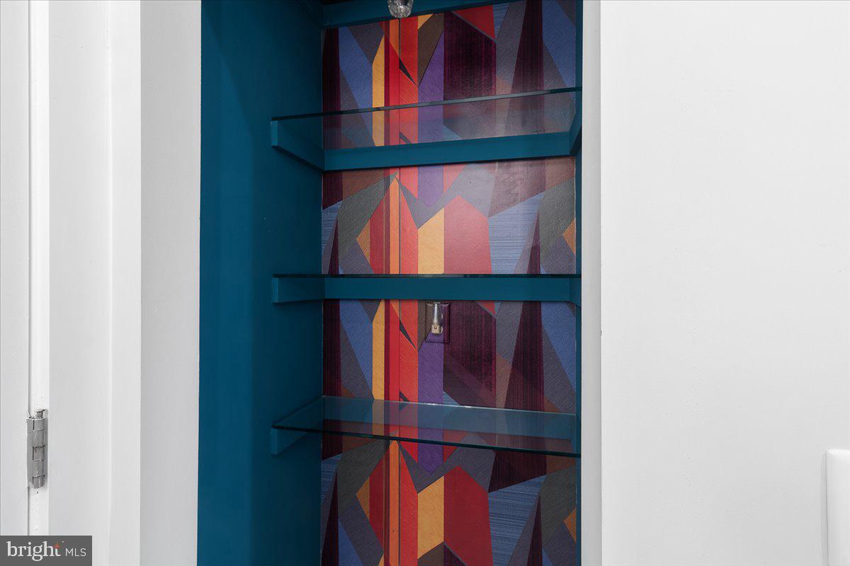 WALKER SQUARE CONDOS - Residential Lease