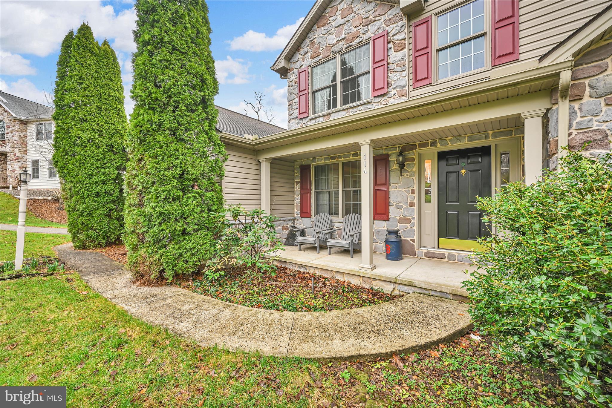 MAPLE GLEN - Residential