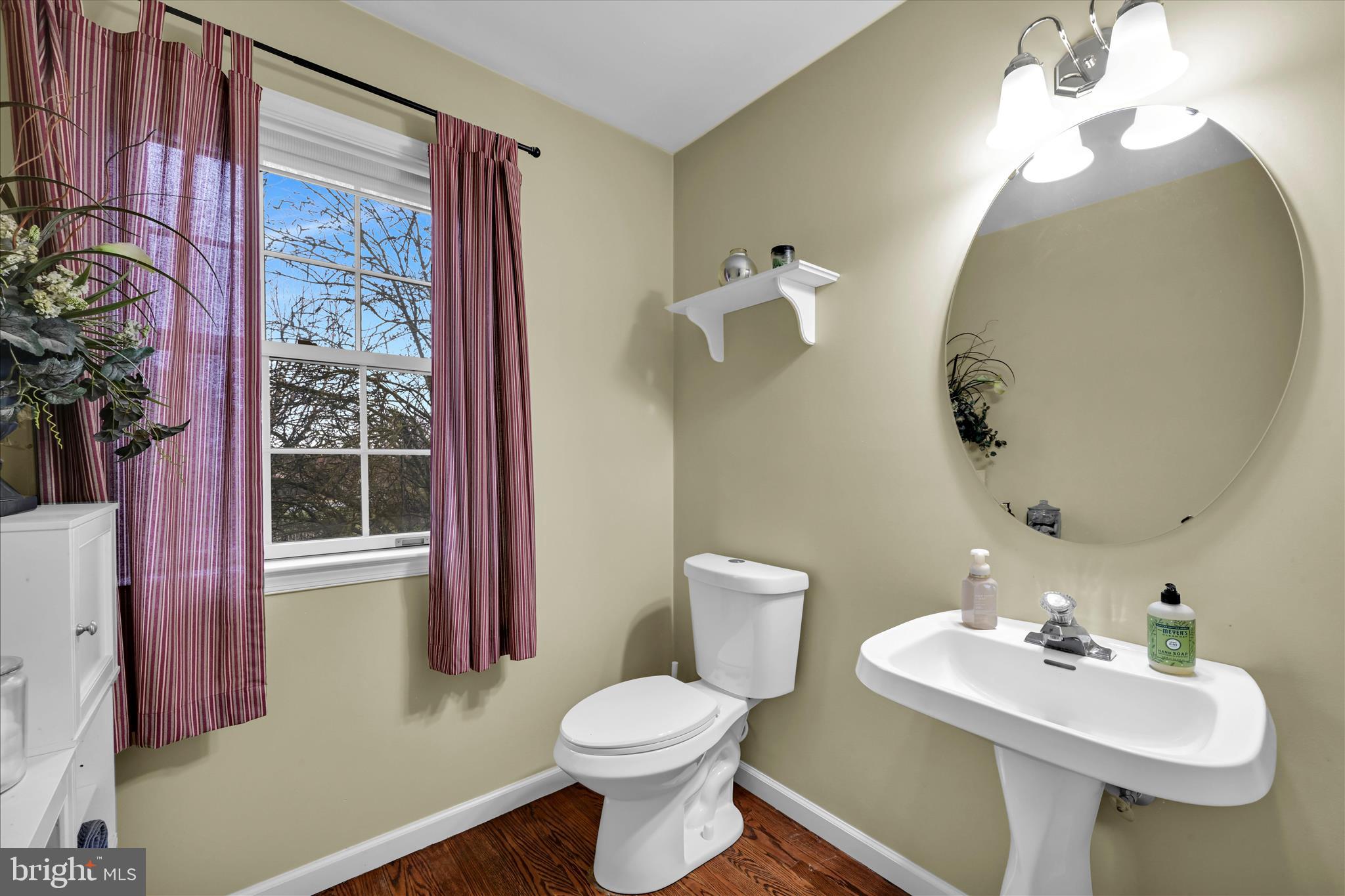 MAPLE GLEN - Residential