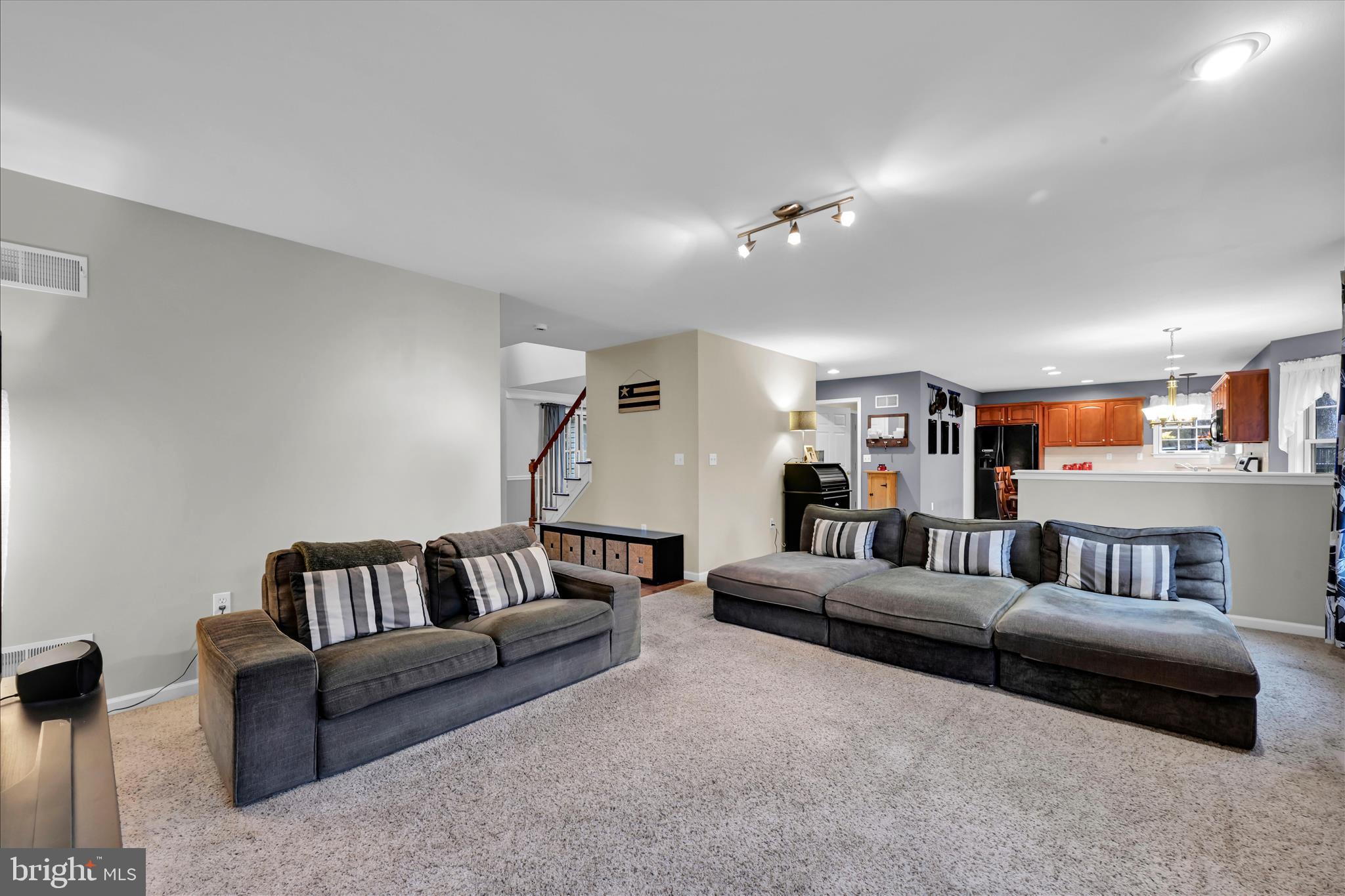 MAPLE GLEN - Residential