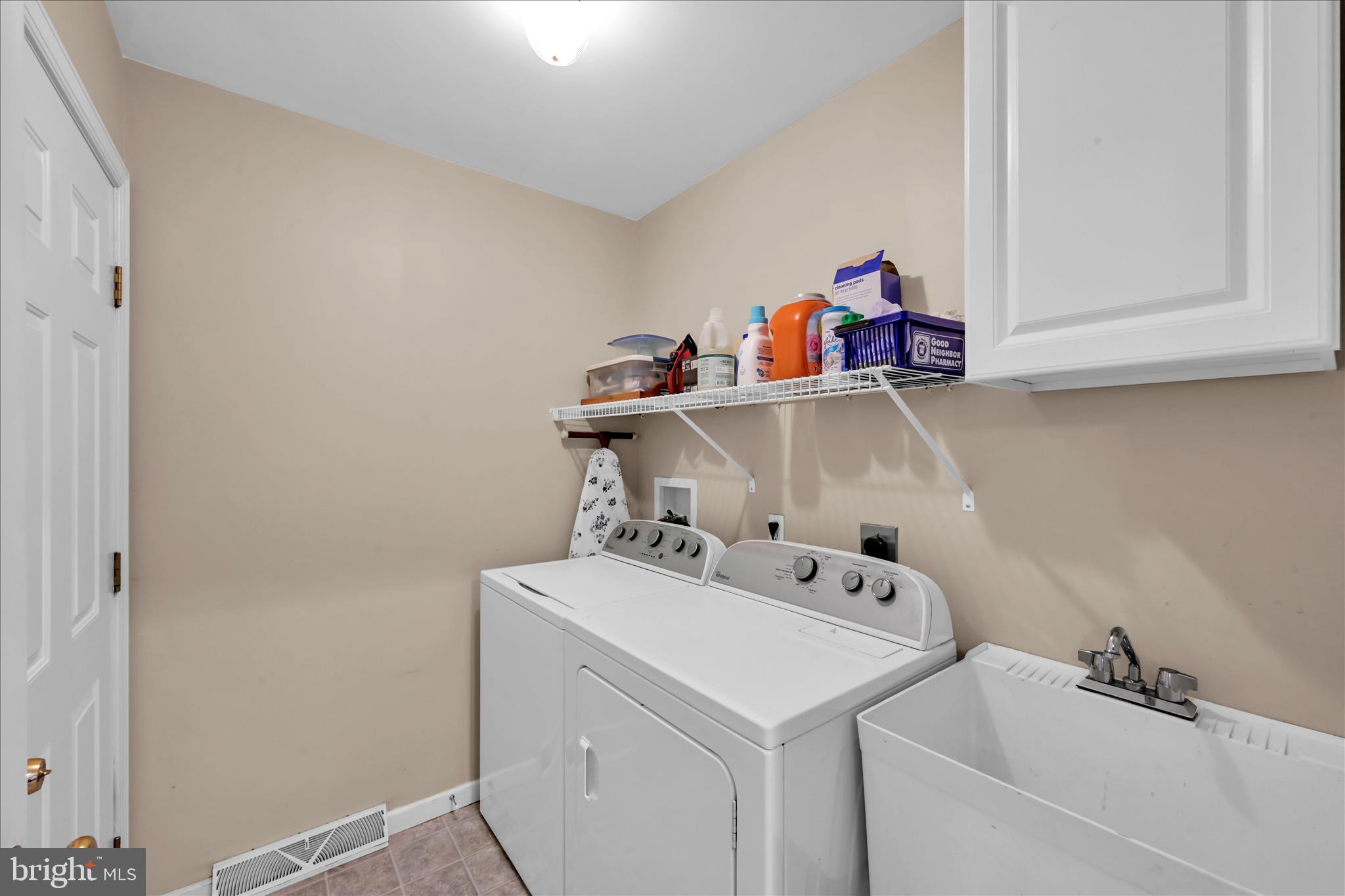 MAPLE GLEN - Residential