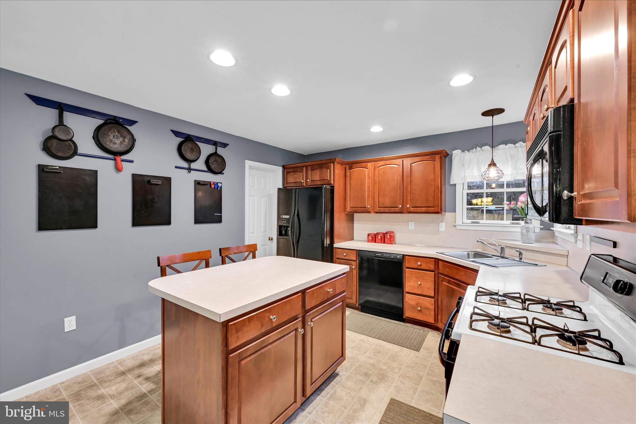 MAPLE GLEN - Residential