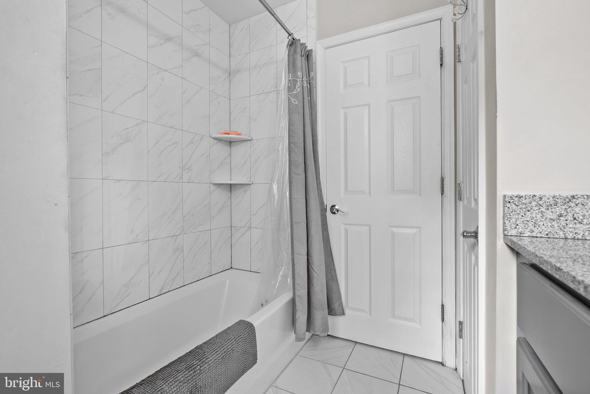 EDGEWOOD PARK - Residential