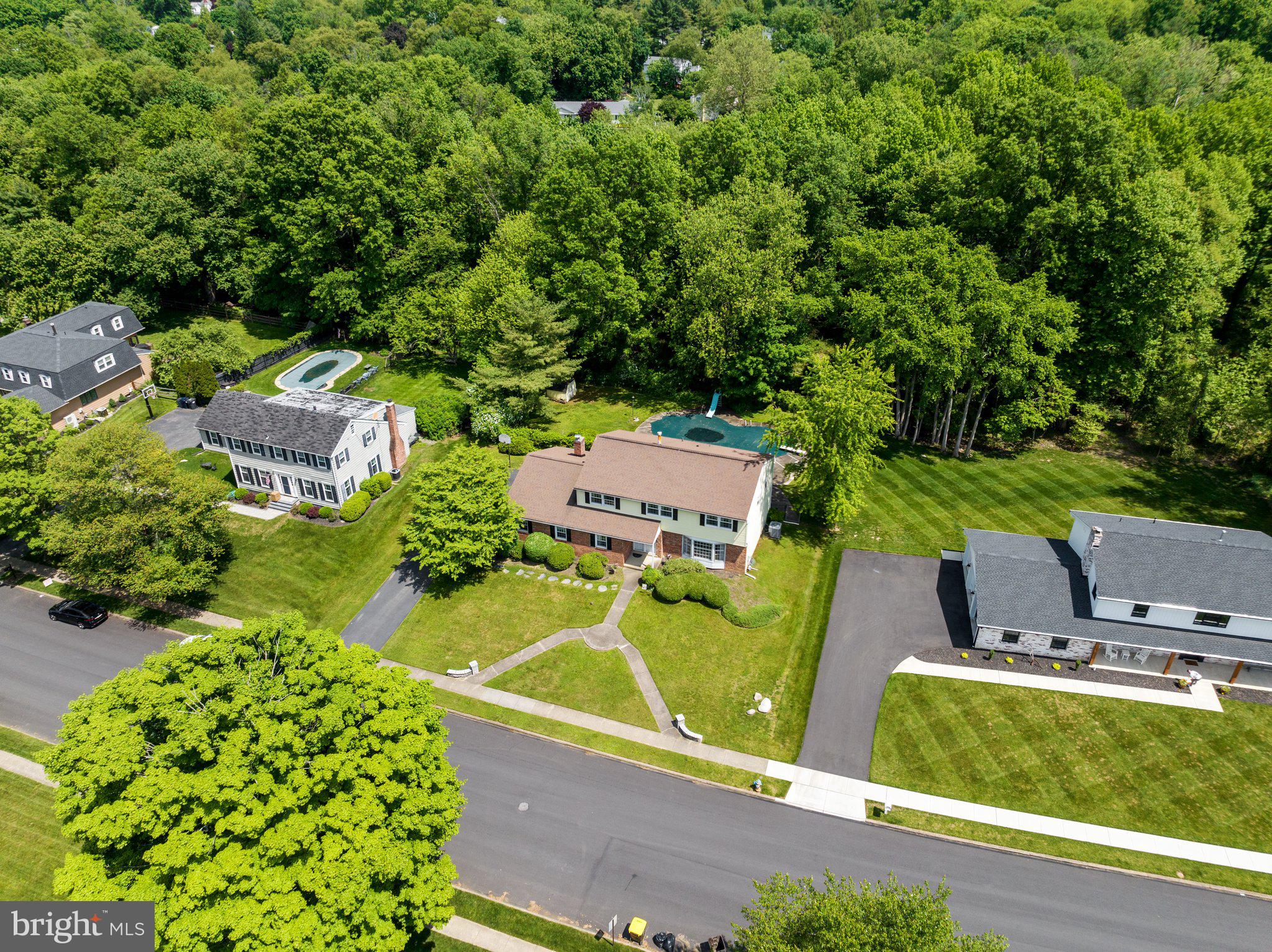 EDGEWOOD PARK - Residential