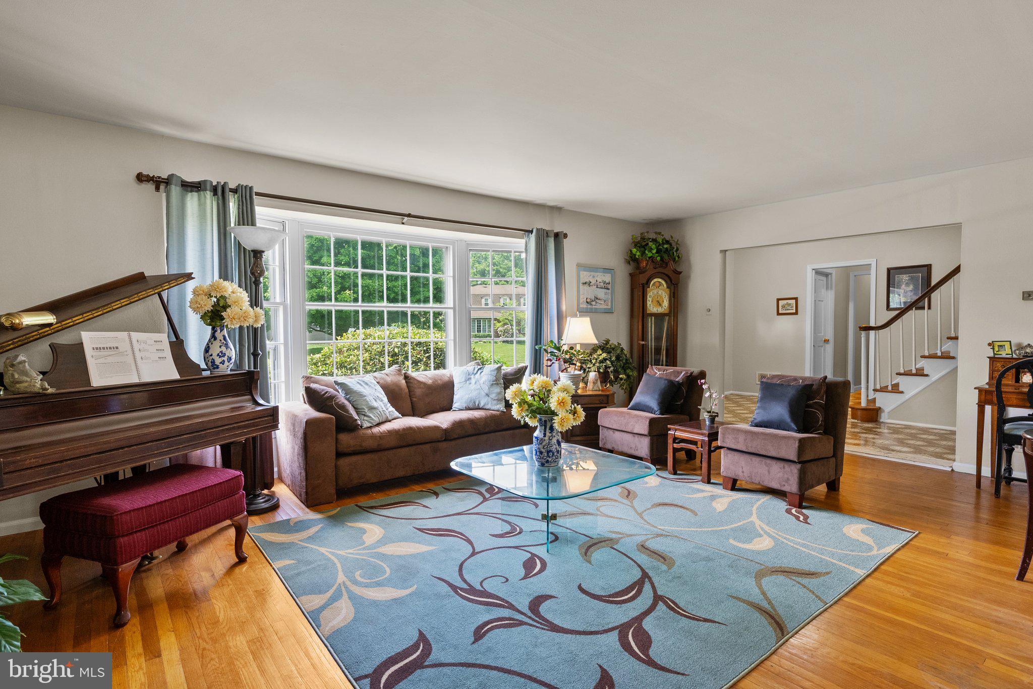 EDGEWOOD PARK - Residential