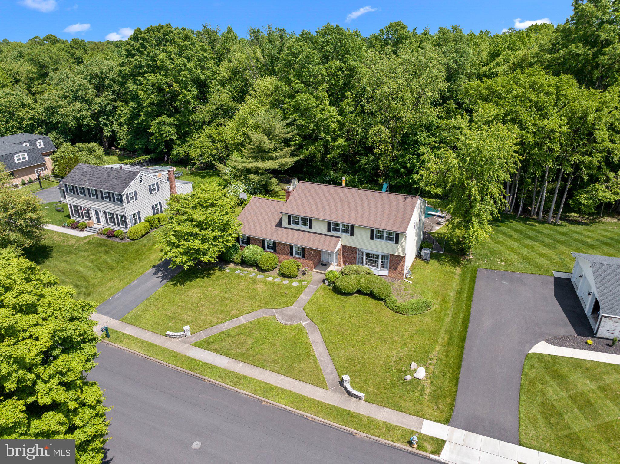 EDGEWOOD PARK - Residential