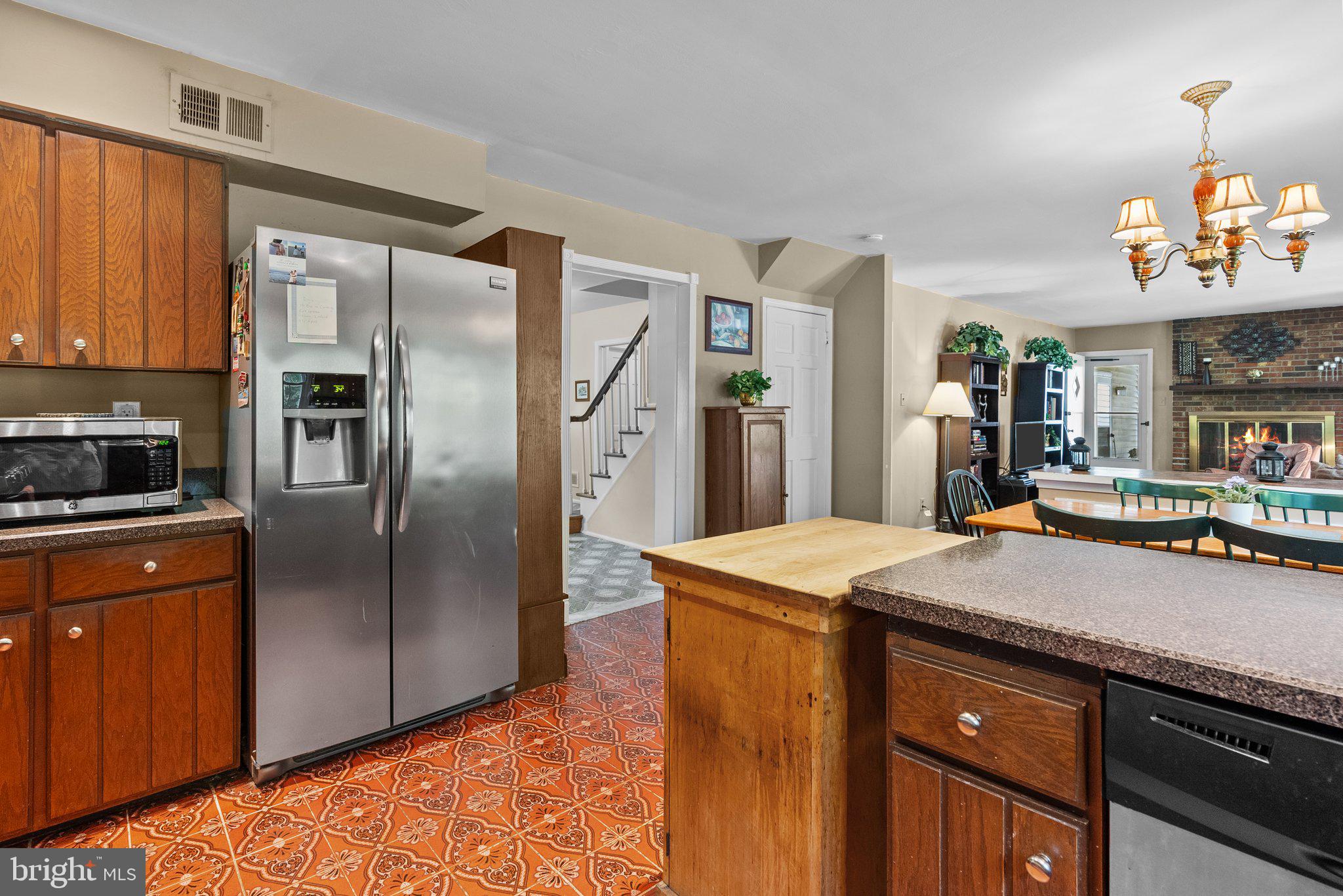 EDGEWOOD PARK - Residential