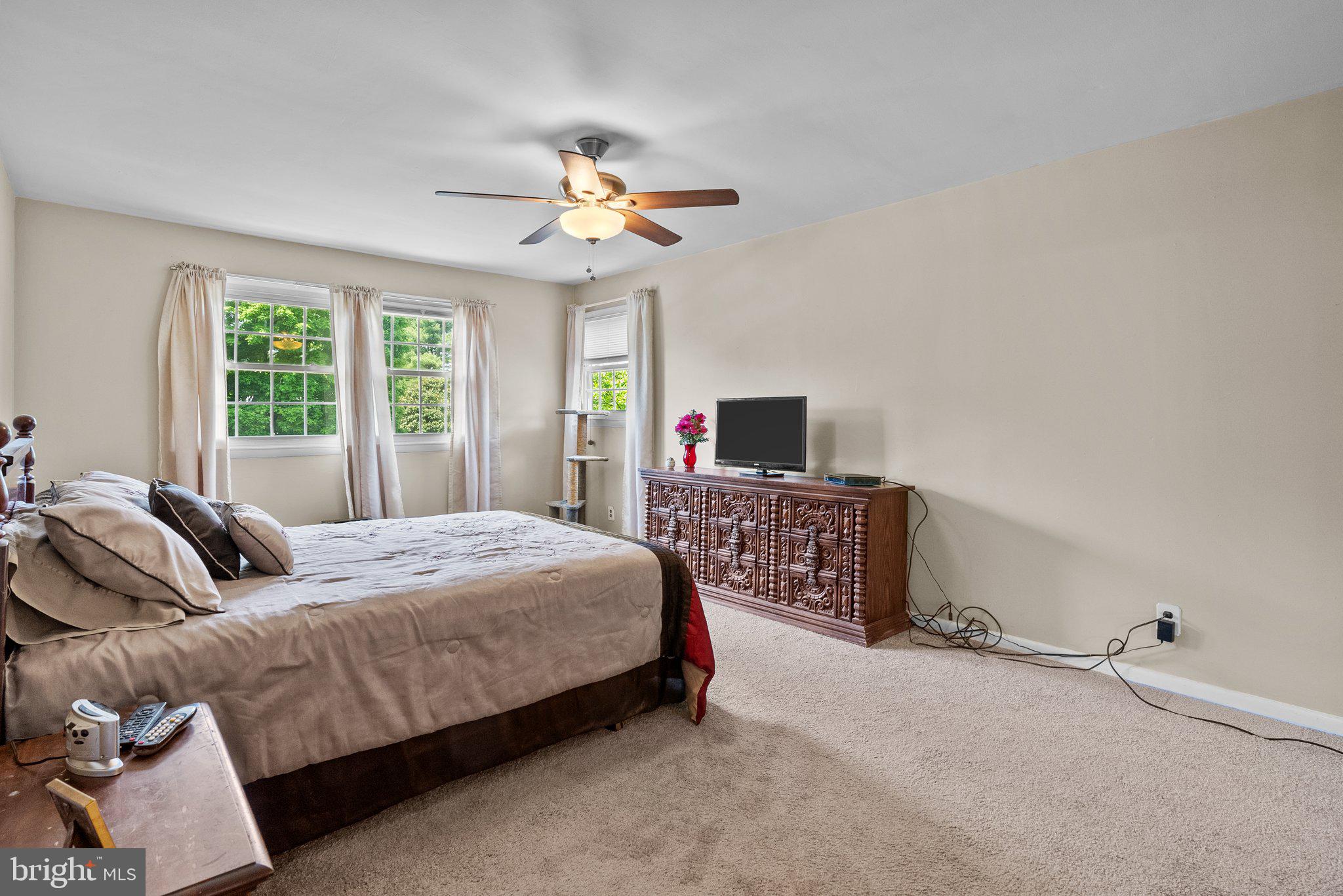 EDGEWOOD PARK - Residential